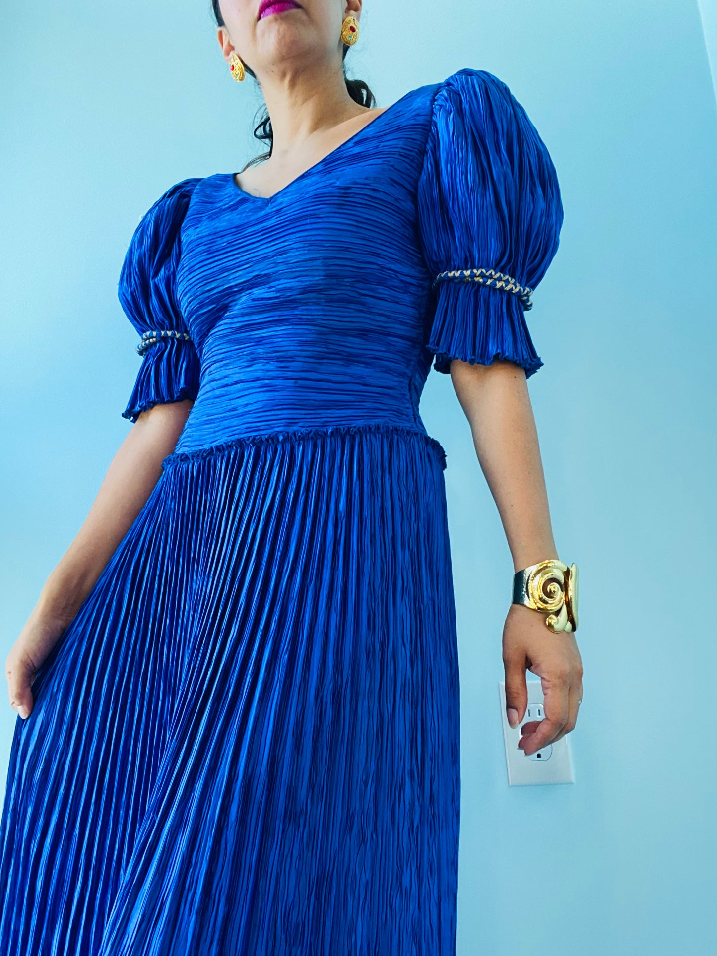 Vintage Barrera For Avon Gold Plated Gilded Hinged Statement Cuff Bracelet