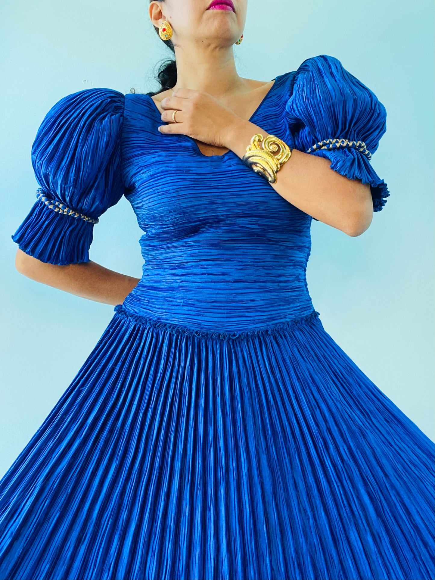 Vintage Barrera For Avon Gold Plated Gilded Hinged Statement Cuff Bracelet