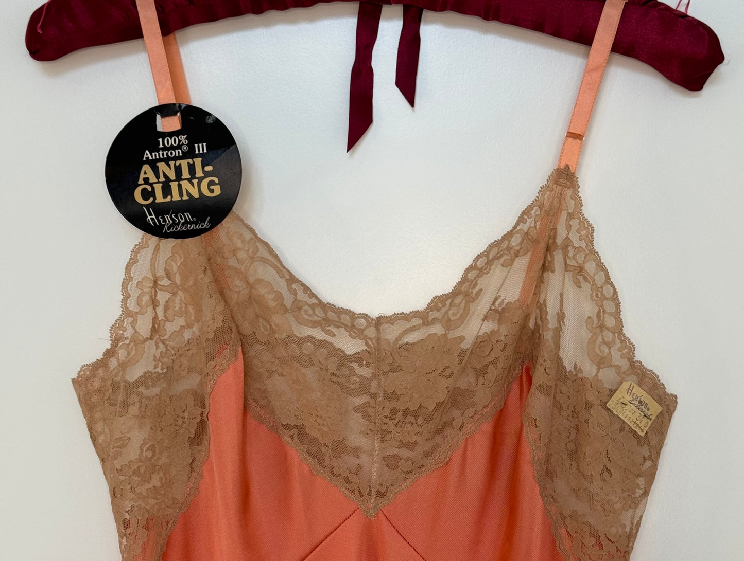 NWT 50's Henson Kickernick Peach Nylon and Lace Negligee Slip Dress