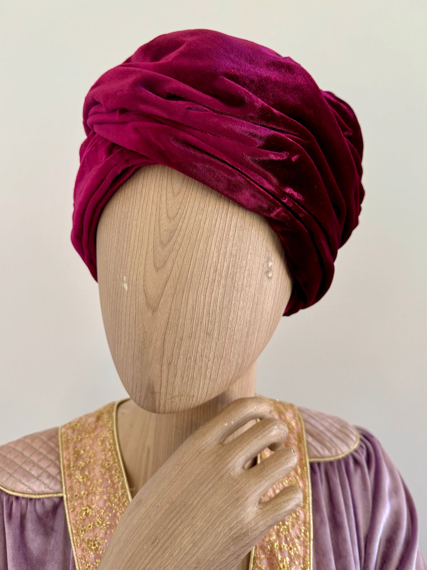 1960s Christian Dior Chapeaux Velvelt Pleated Turban Hat