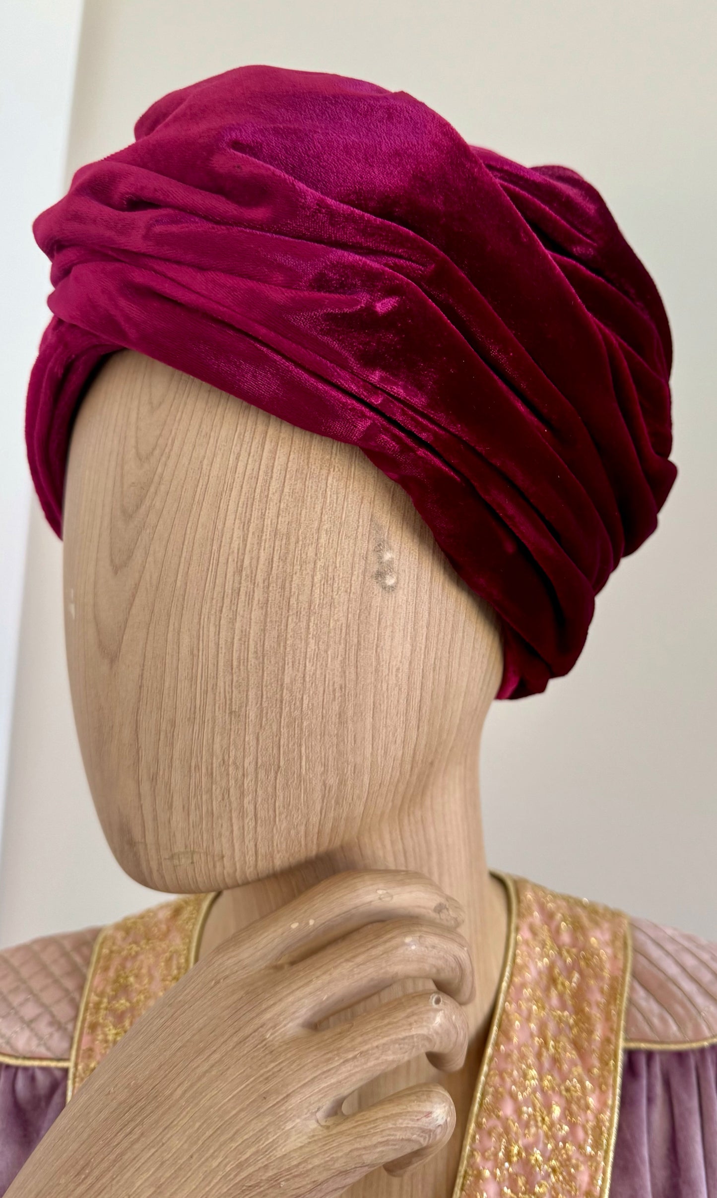 1960s Christian Dior Chapeaux Velvelt Pleated Turban Hat