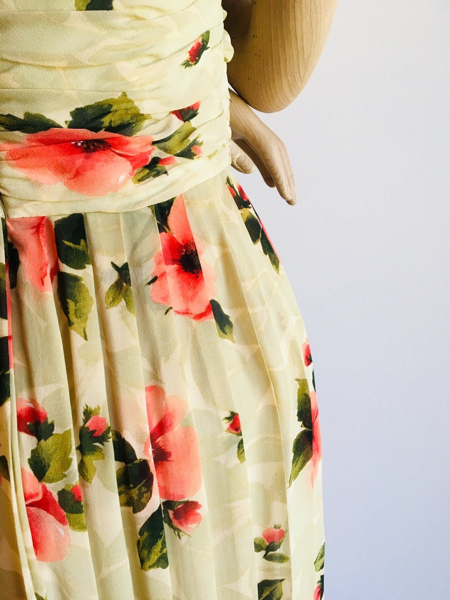 Vintage Bill Blass Silk Chiffon Floral Dress Strapless Boned Bodice Pleated Hibiscus Dress 26" Waist