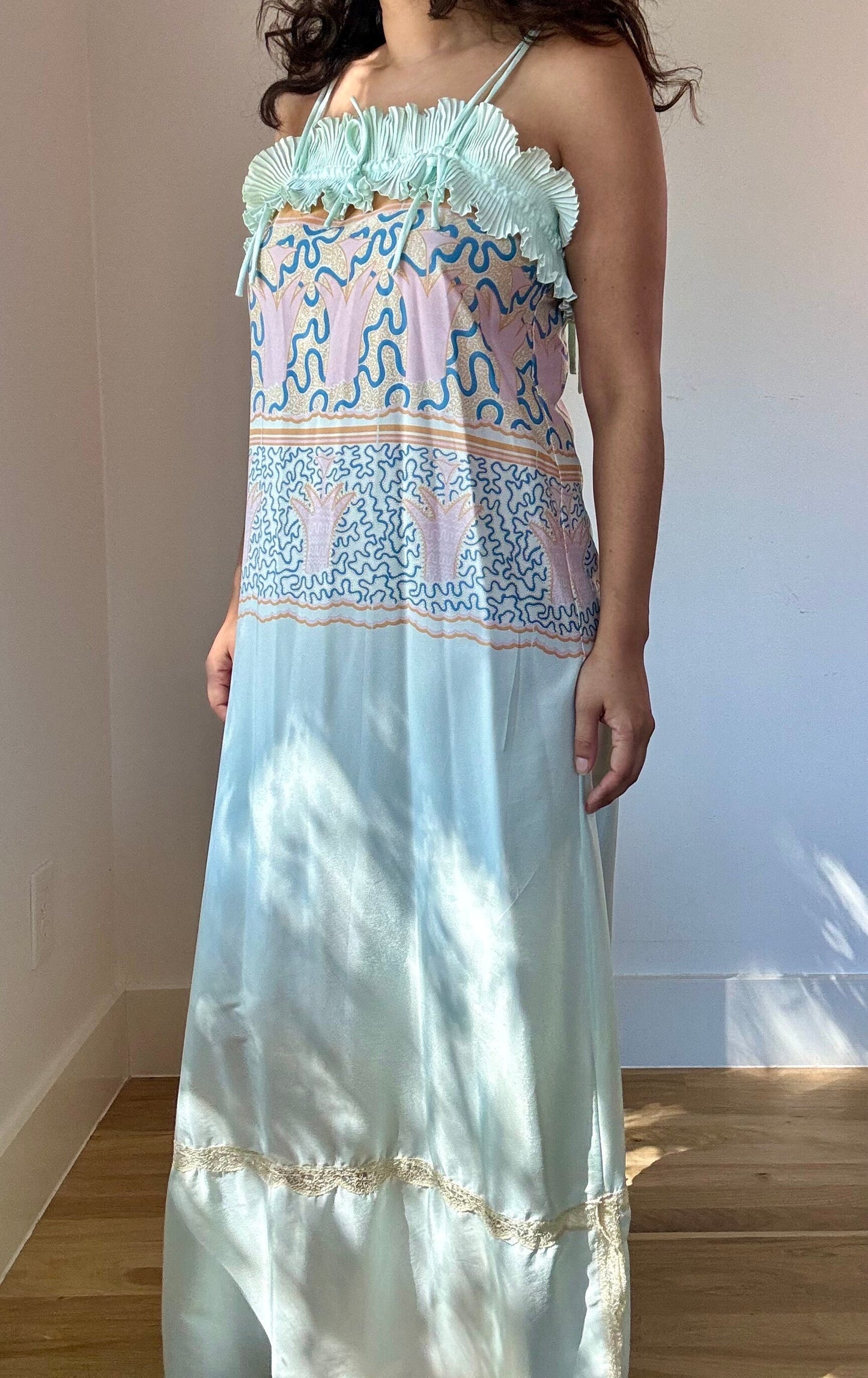 70s Zandra Rhodes For Eve Stillman Field Of Lilies Print Pleated Robe and Slip Dress Ensemble