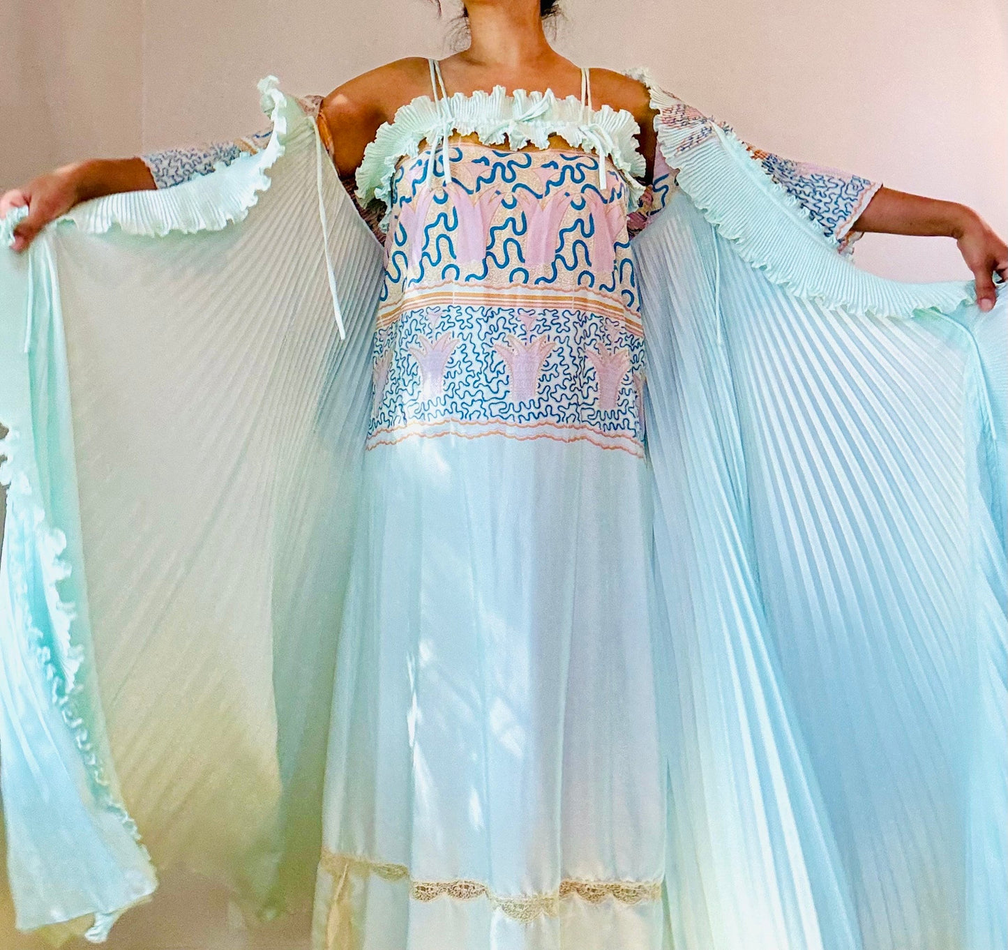 70s Zandra Rhodes For Eve Stillman Field Of Lilies Print Pleated Robe and Slip Dress Ensemble