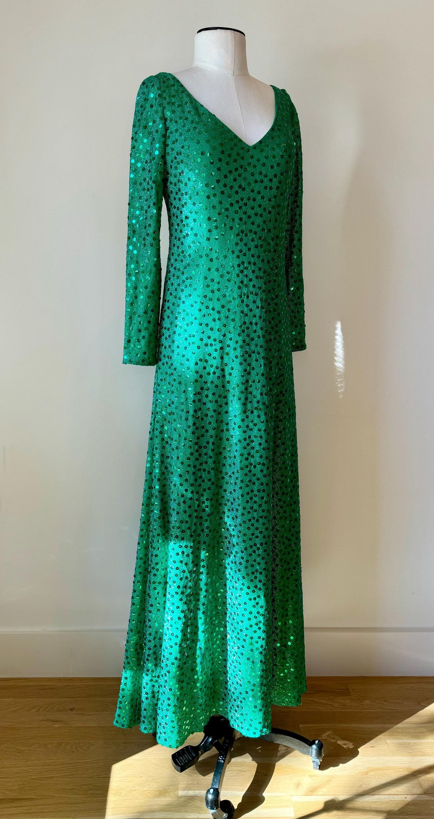 Iconic Mollie Parnis 70s Emerald Green Sequin Gown