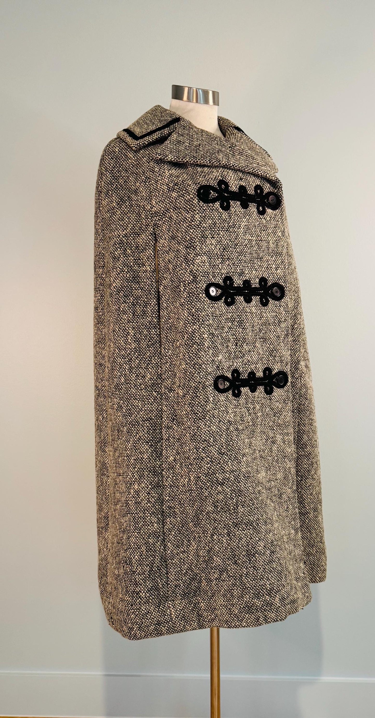 Rare 60s Norman NORELL Heavy Wool Tweed Cape