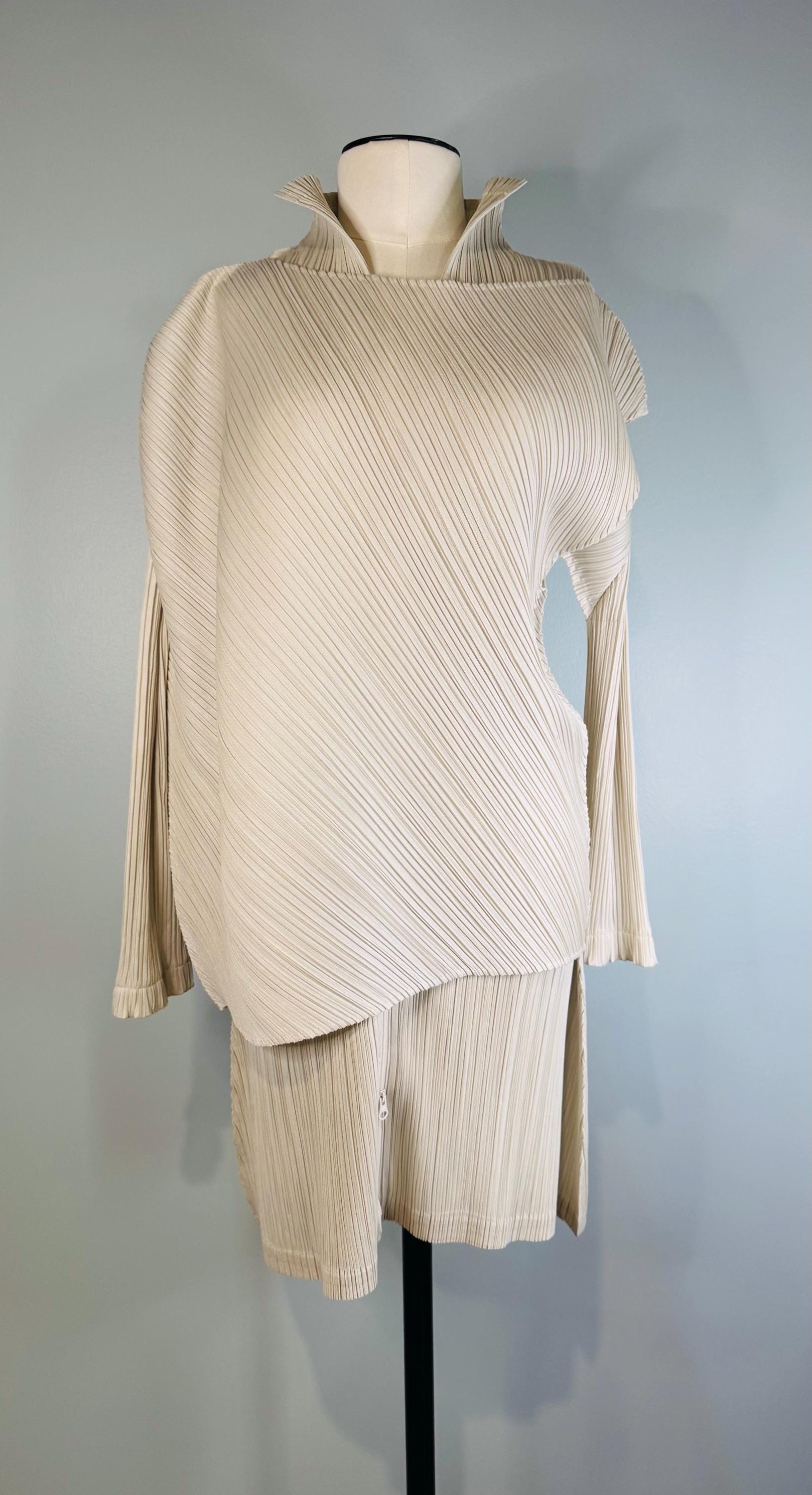 Pleats Please Light Gray Pleated Tunic NWT