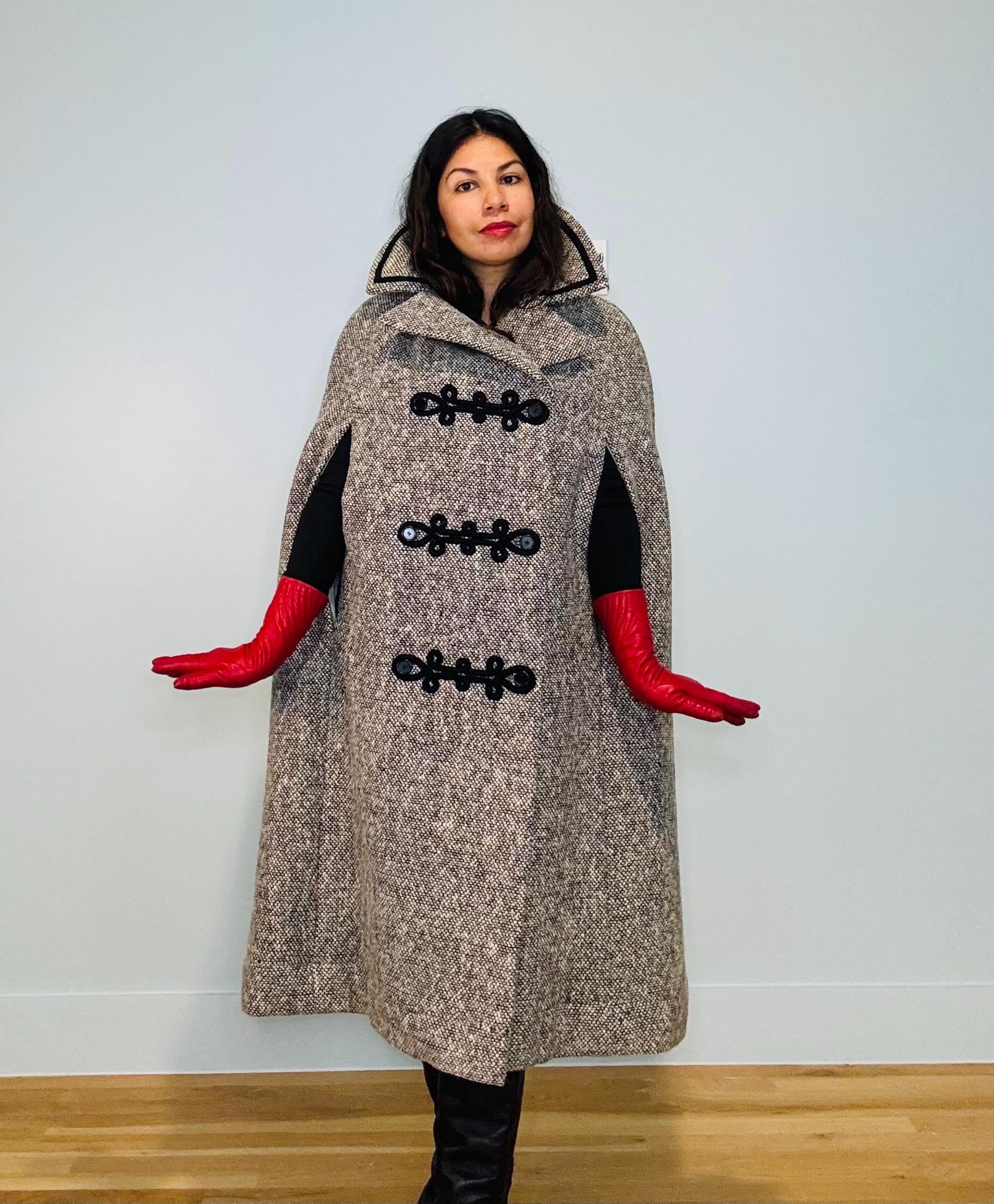 Rare 60s Norman NORELL Heavy Wool Tweed Cape