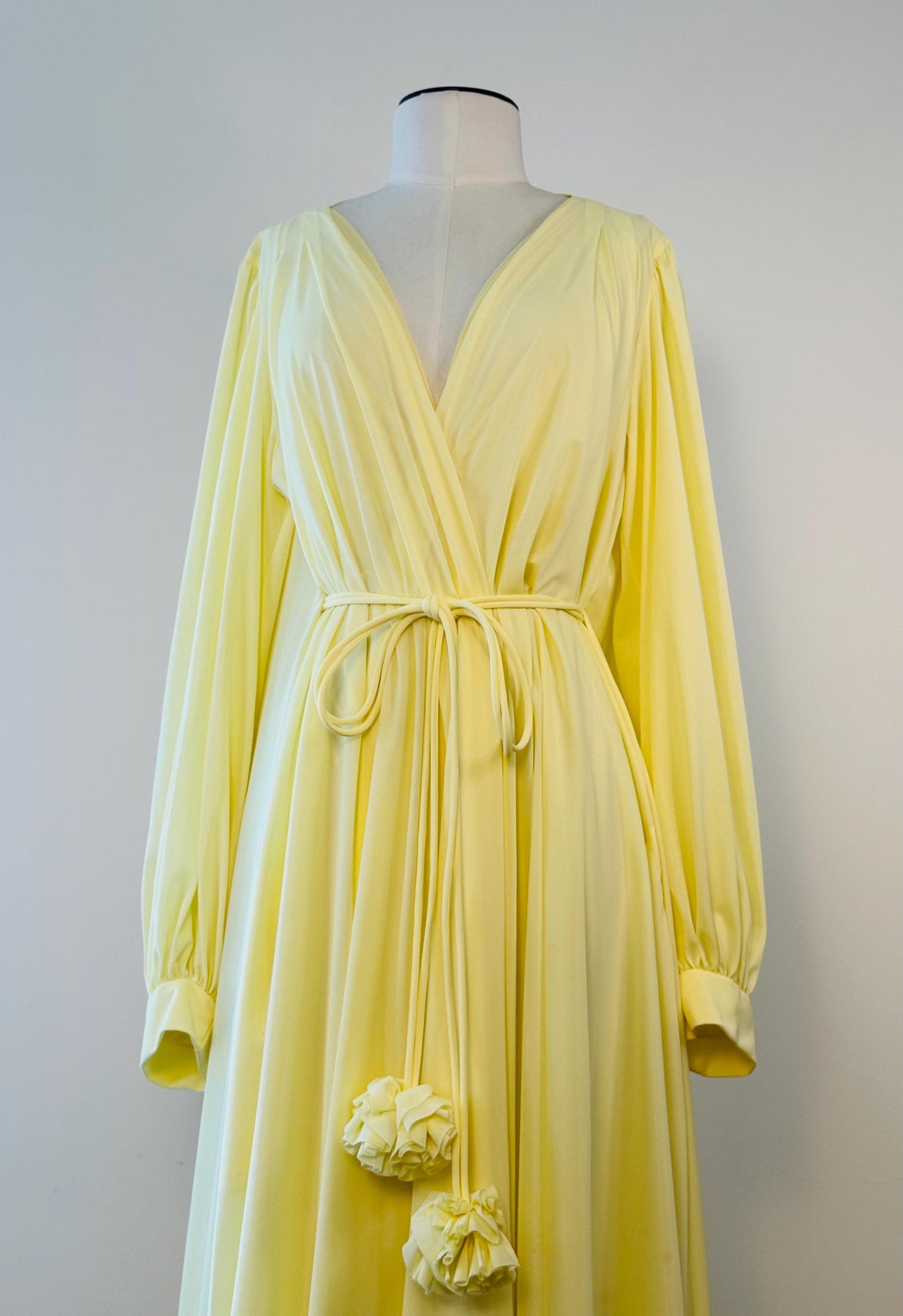 60s Lucie Ann Yellow Sweeping Pom Pom Peignoir Set