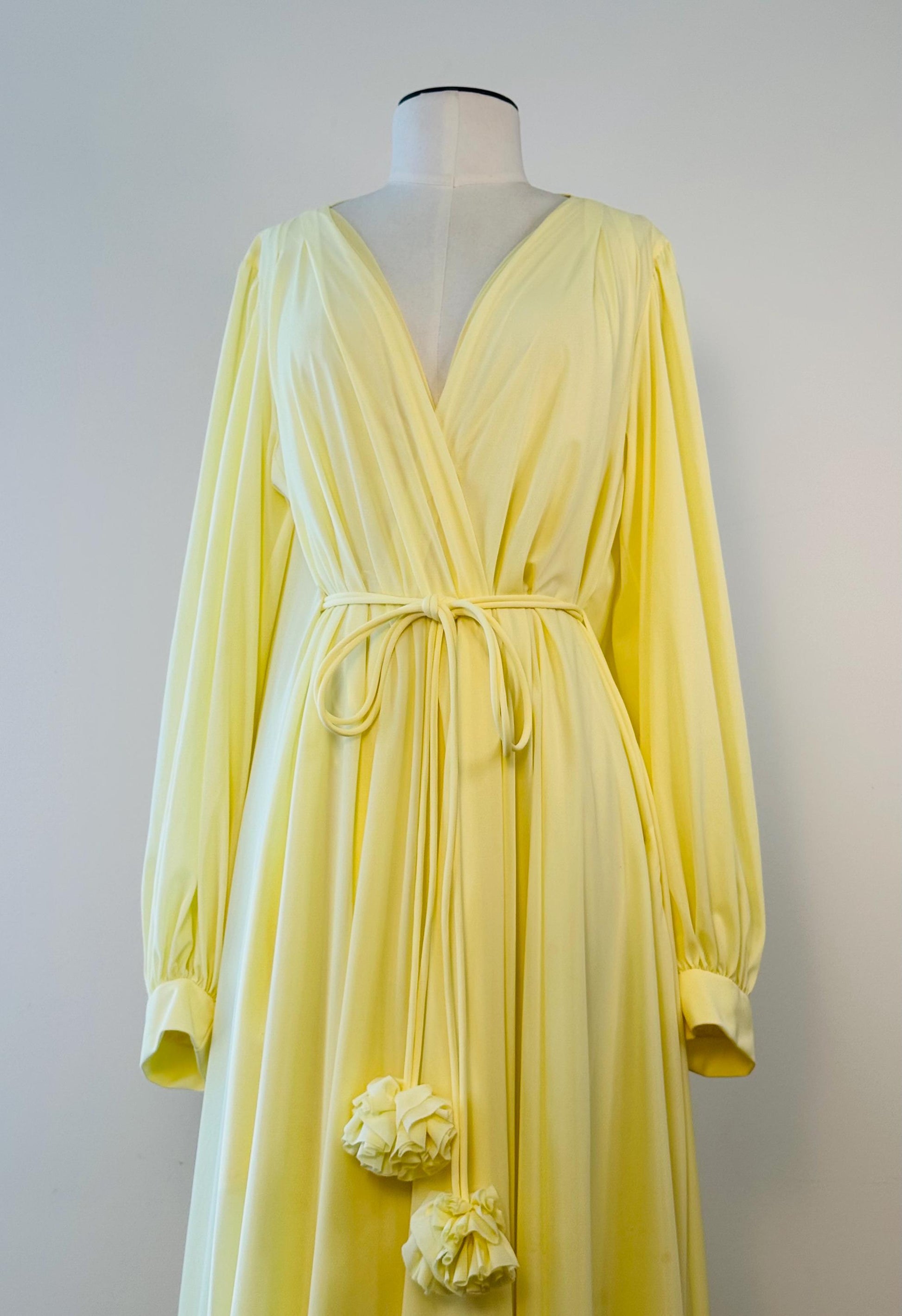 60s Lucie Ann Yellow Sweeping Pom Pom Peignoir Set