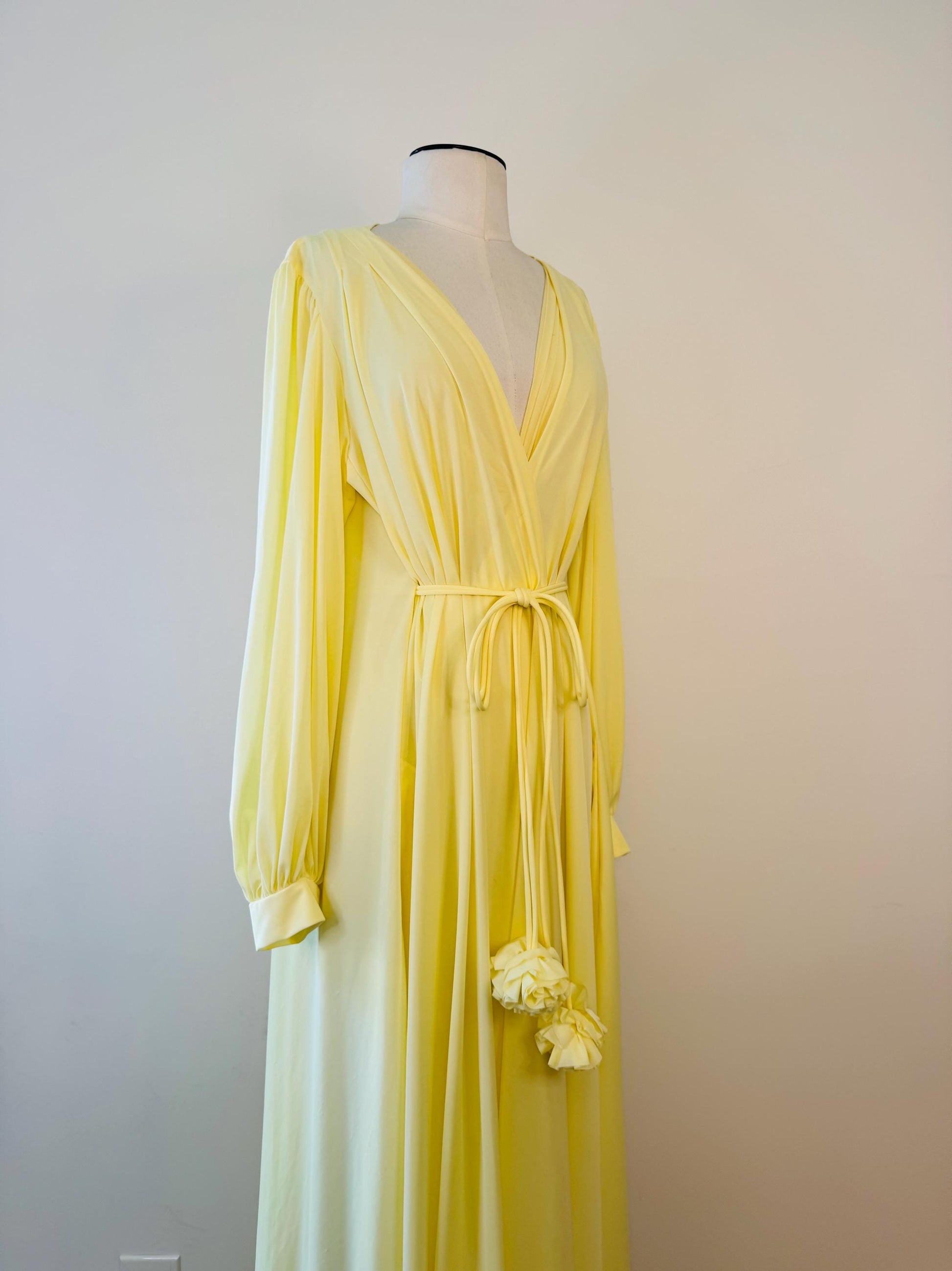 60s Lucie Ann Yellow Sweeping Pom Pom Peignoir Set