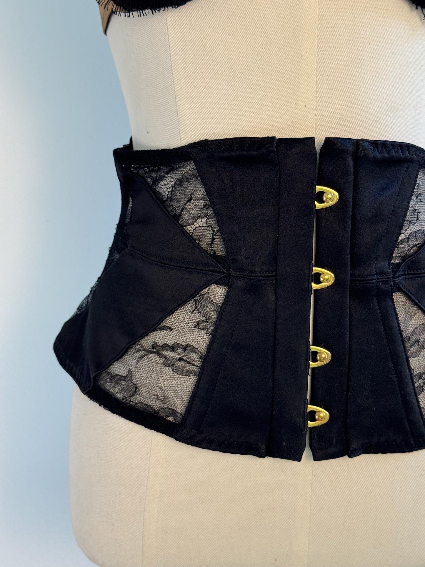 Agent Provocateur Silk Lace Boned Waist Waspie Corset