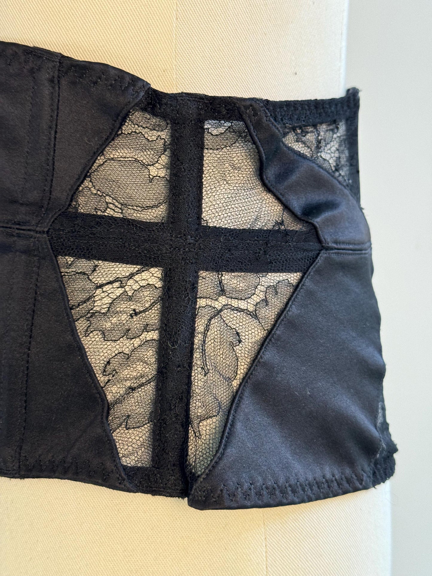 Agent Provocateur Silk Lace Boned Waist Waspie Corset