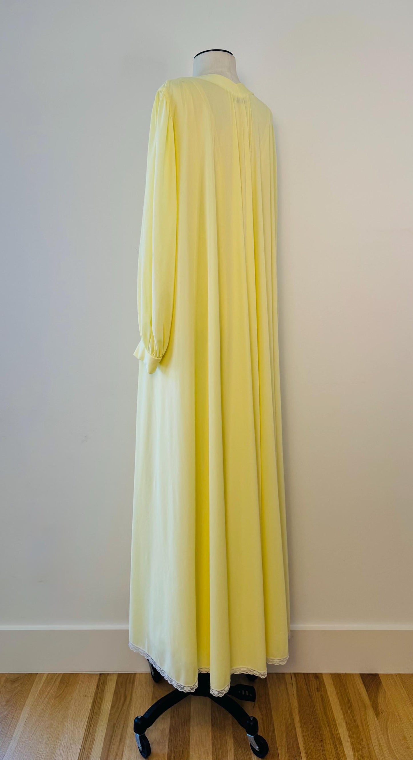 60s Lucie Ann Yellow Sweeping Pom Pom Peignoir Set