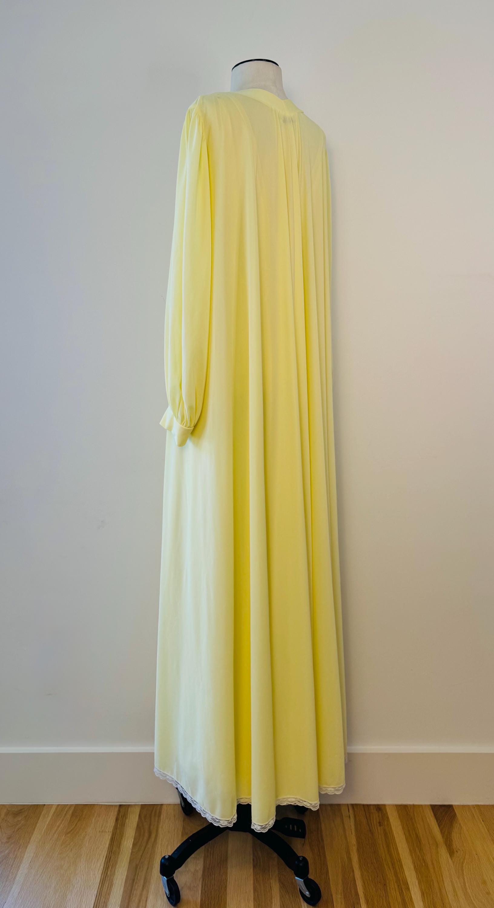 60s Lucie Ann Yellow Sweeping Pom Pom Peignoir Set