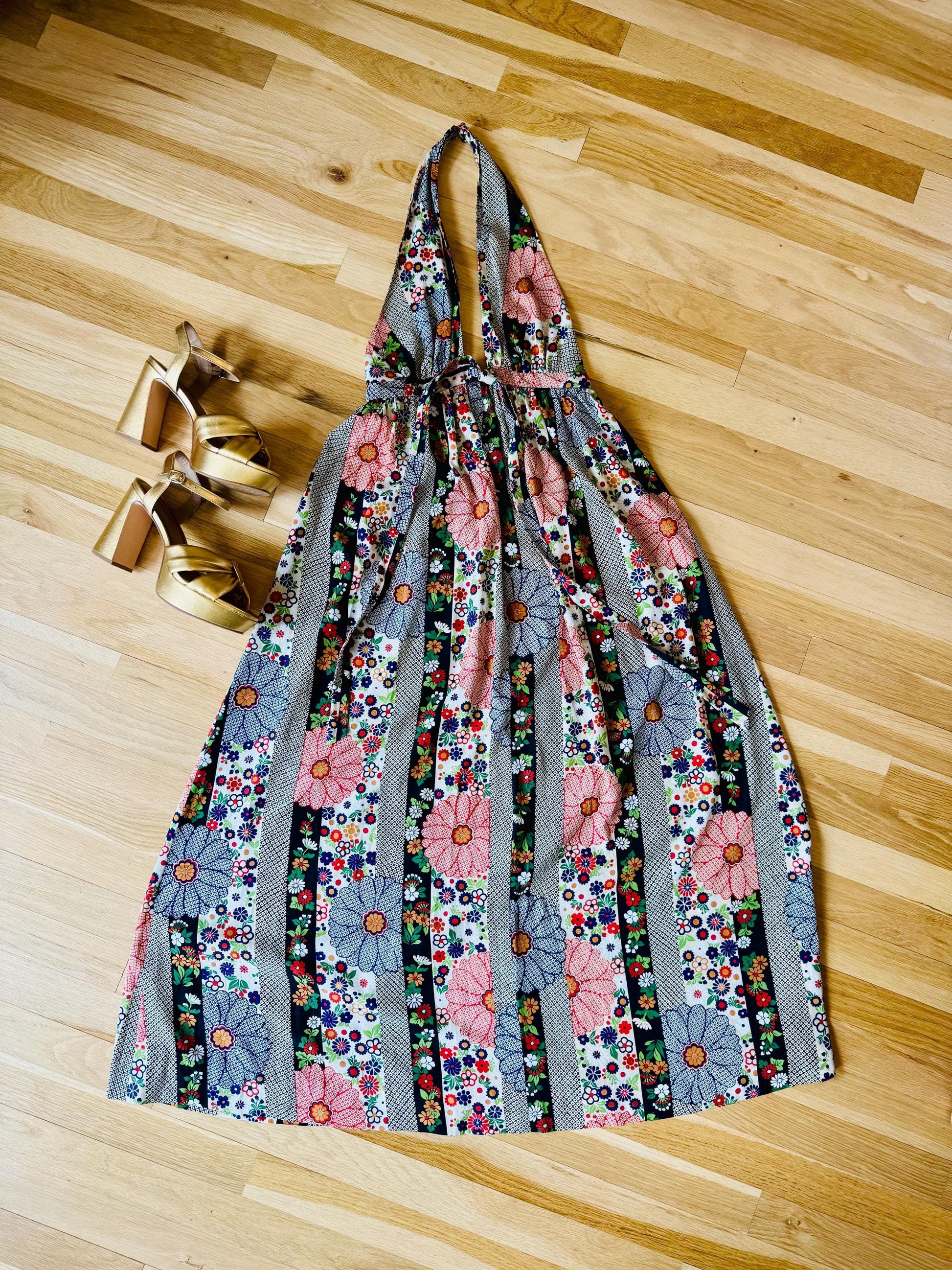 70s Silk PJ Walsh Floral Print Halter Dress
