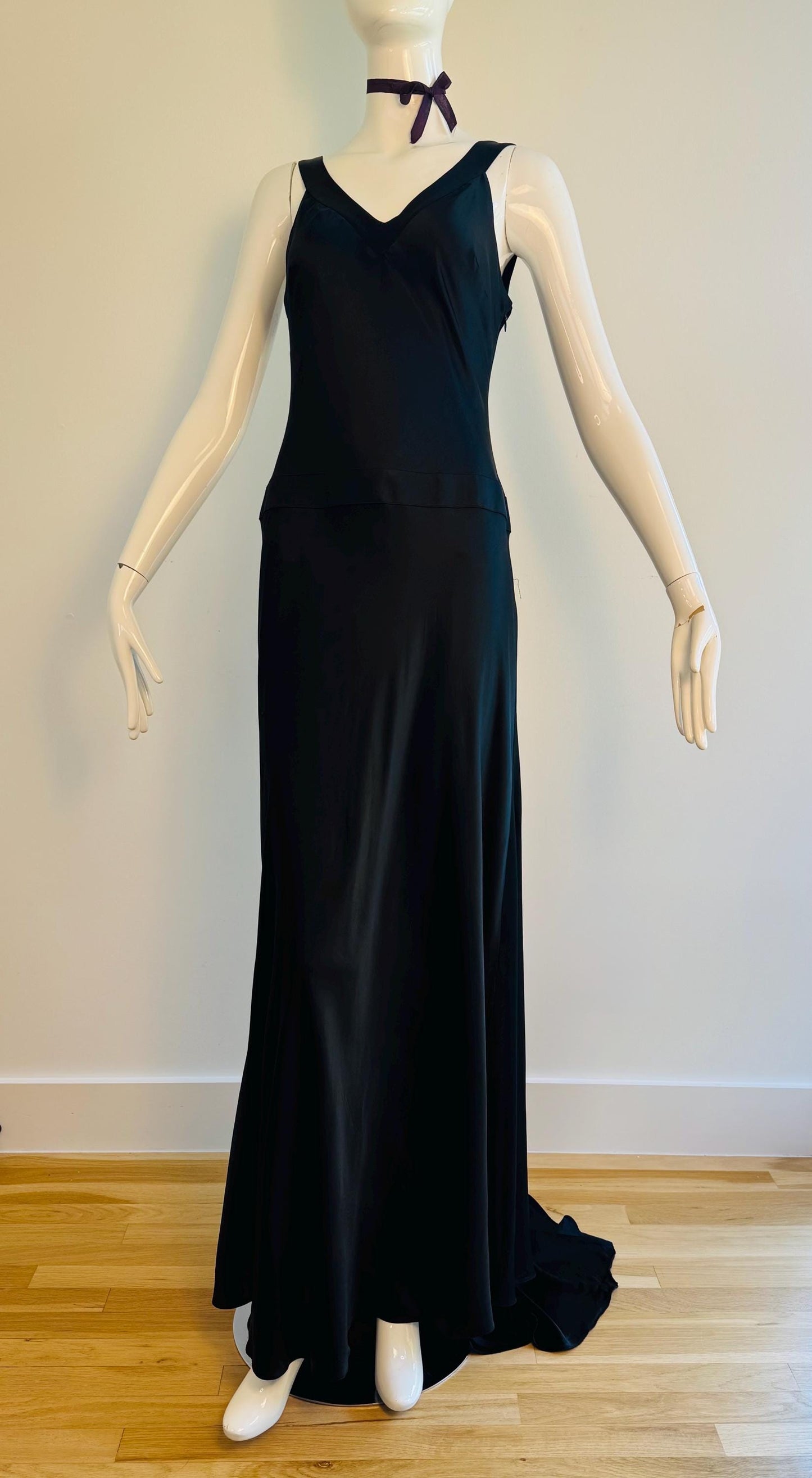 90s Y2K Papell Boutique Silk Gown With a Train
