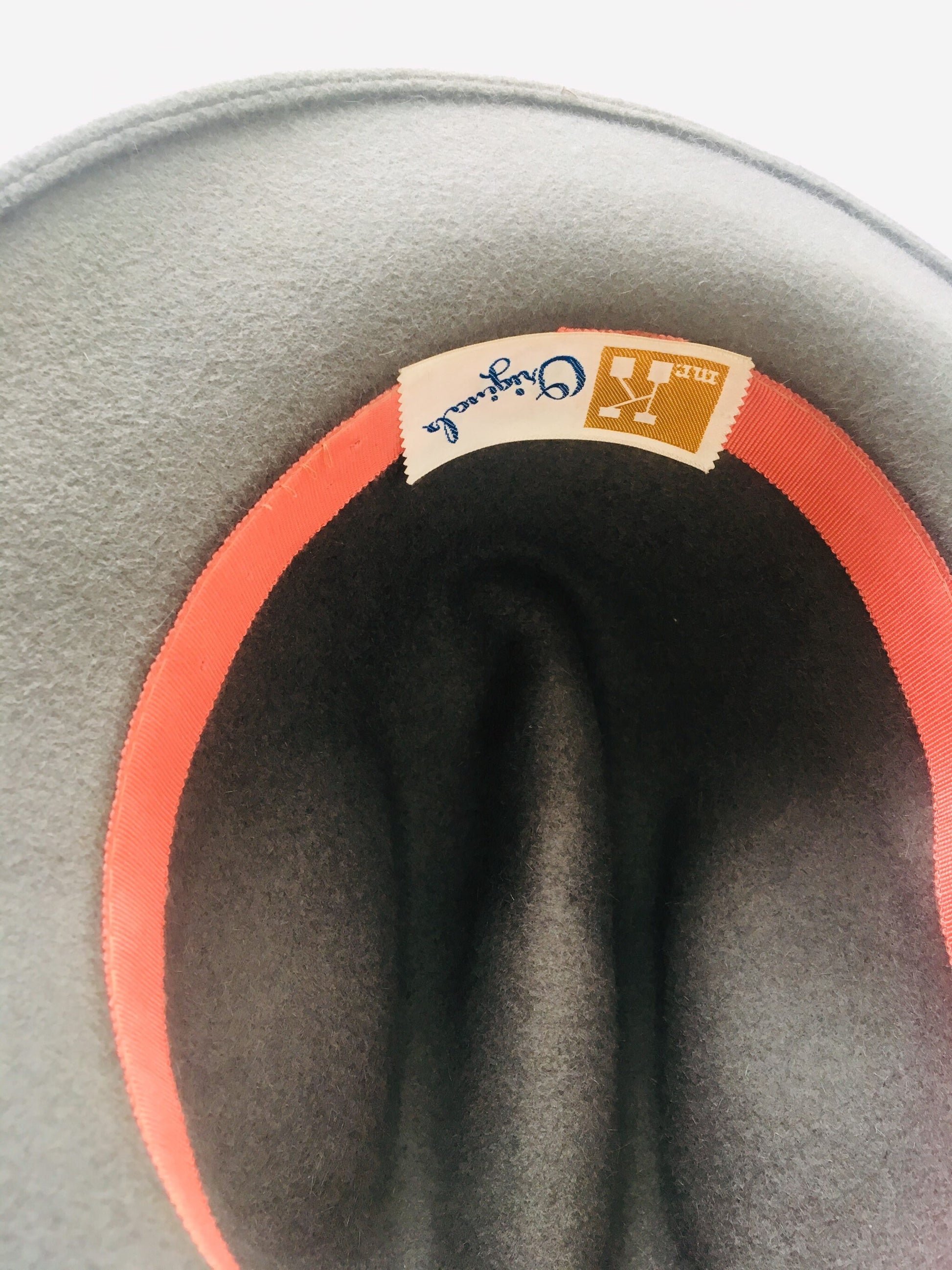 Vintage Feather Fedora / Mr. K Hat / Vintage Grey Wool Fedora