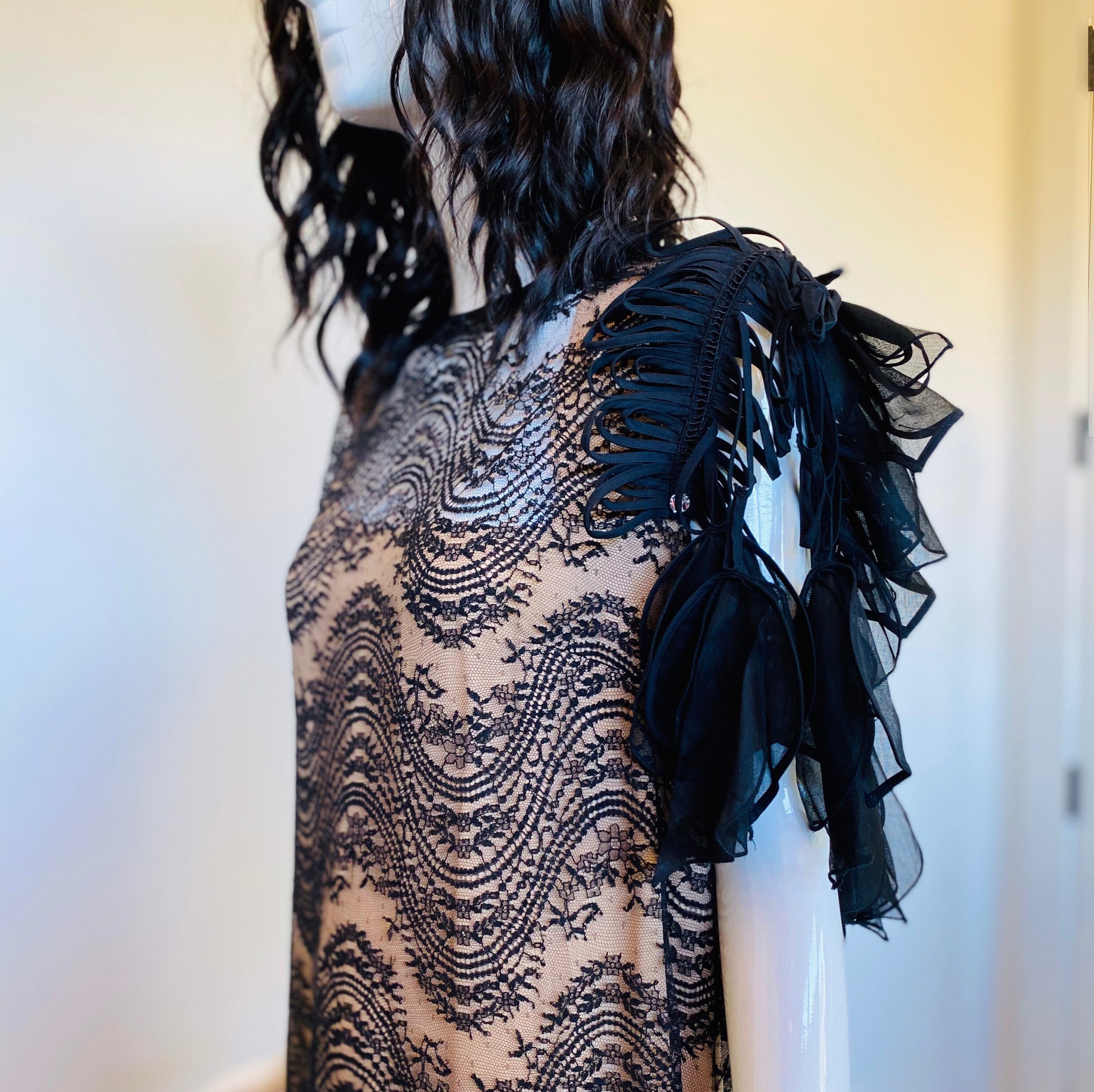 Fe Zandi Couture Black Lace Sexy Long Party Dress Shoulder Application