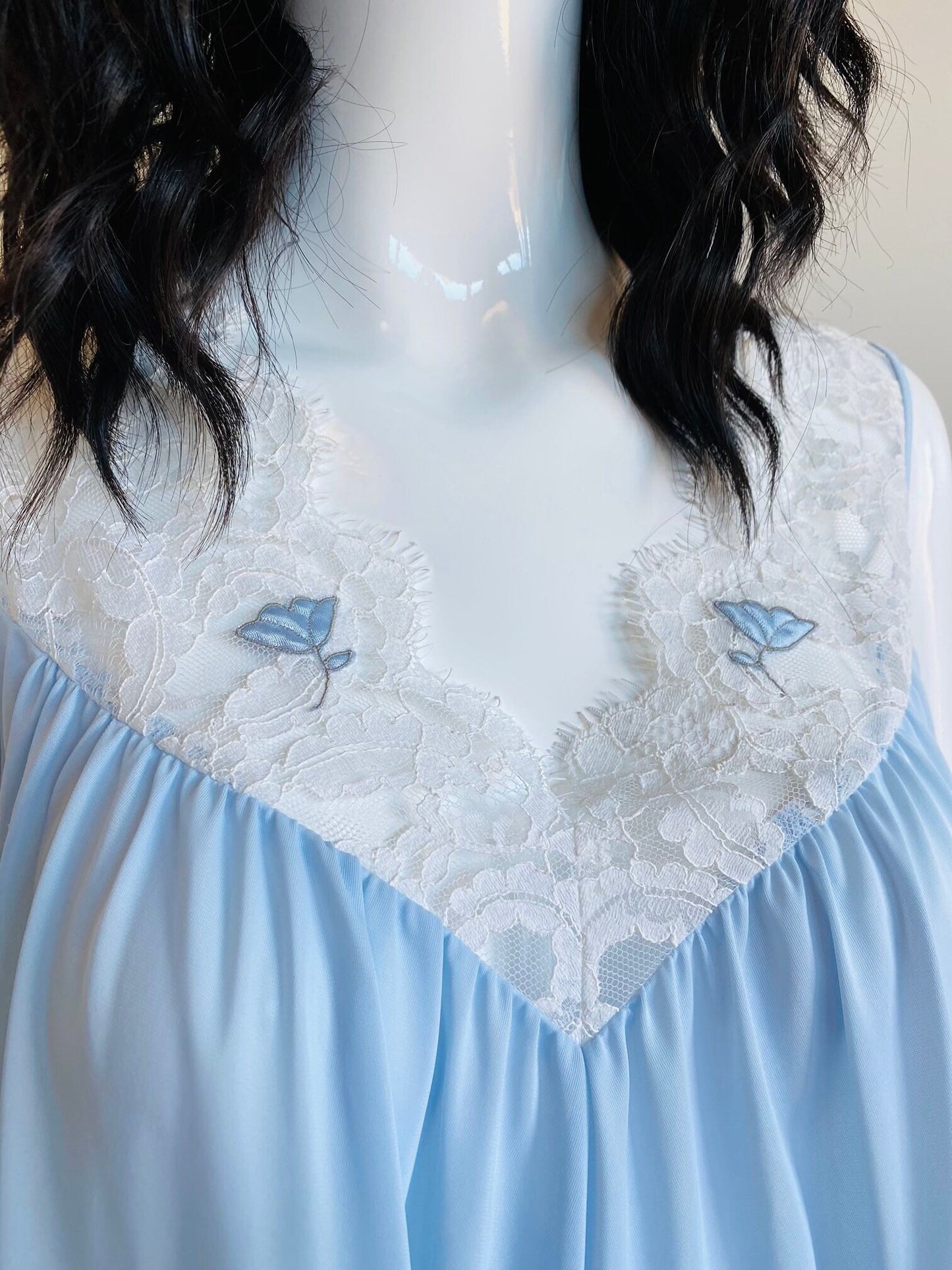 60s Lucie Ann Beverly Hills Claire Sandra Blue Nylon and Lace Sweeping Negligee