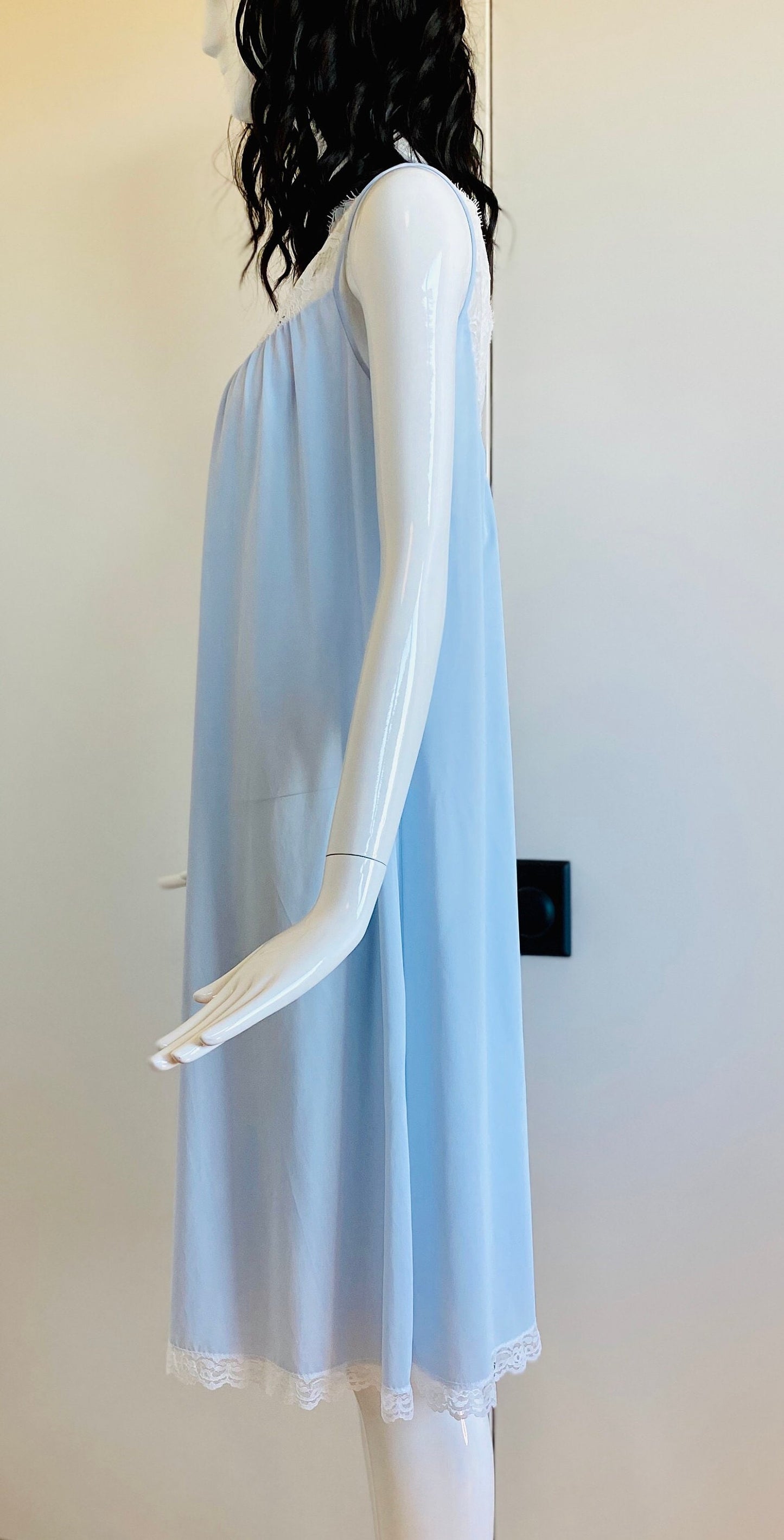 60s Lucie Ann Beverly Hills Claire Sandra Blue Nylon and Lace Sweeping Negligee