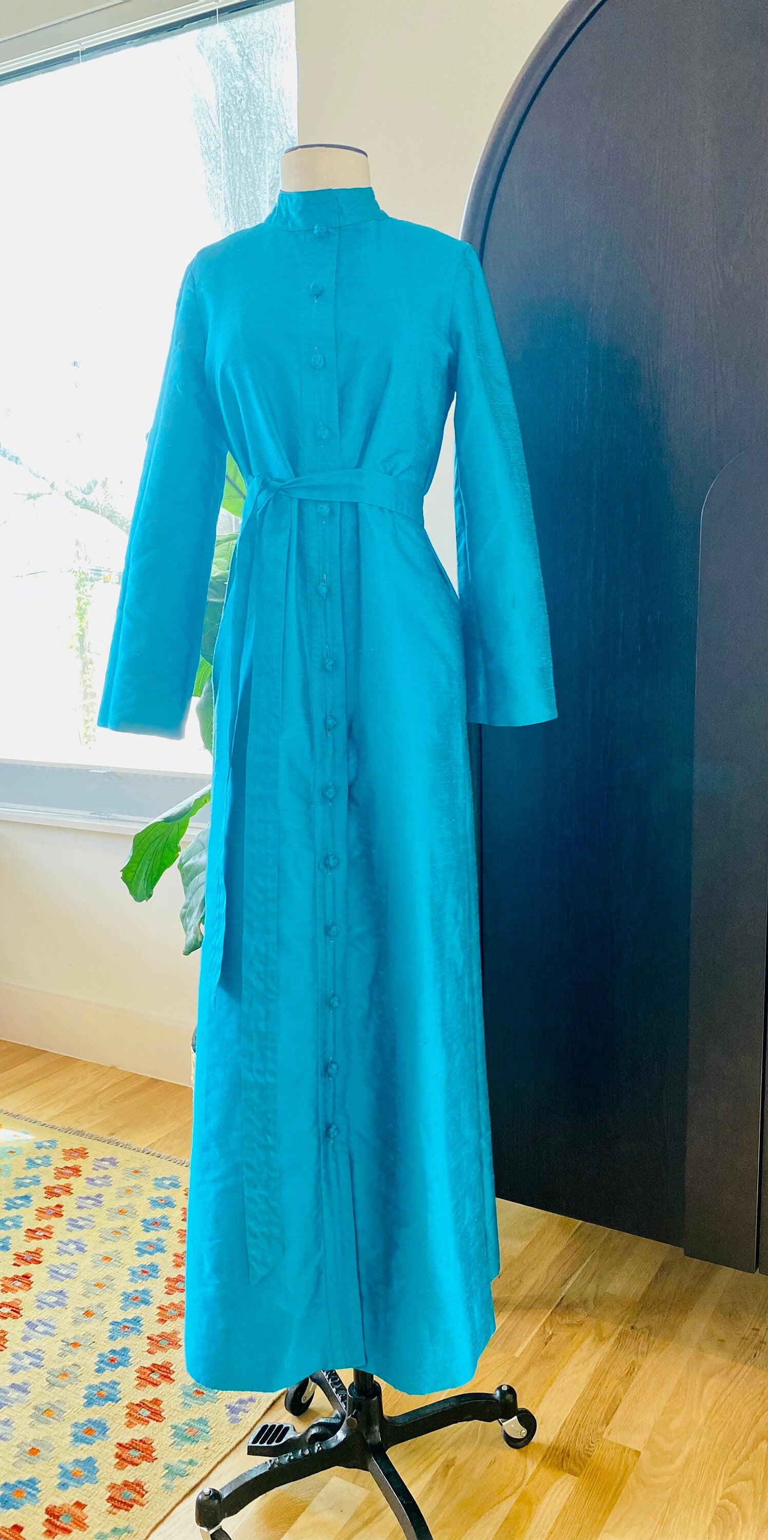 70s Star of Siam Hand Woven Thai Silk Blue Duster Jacket Dress