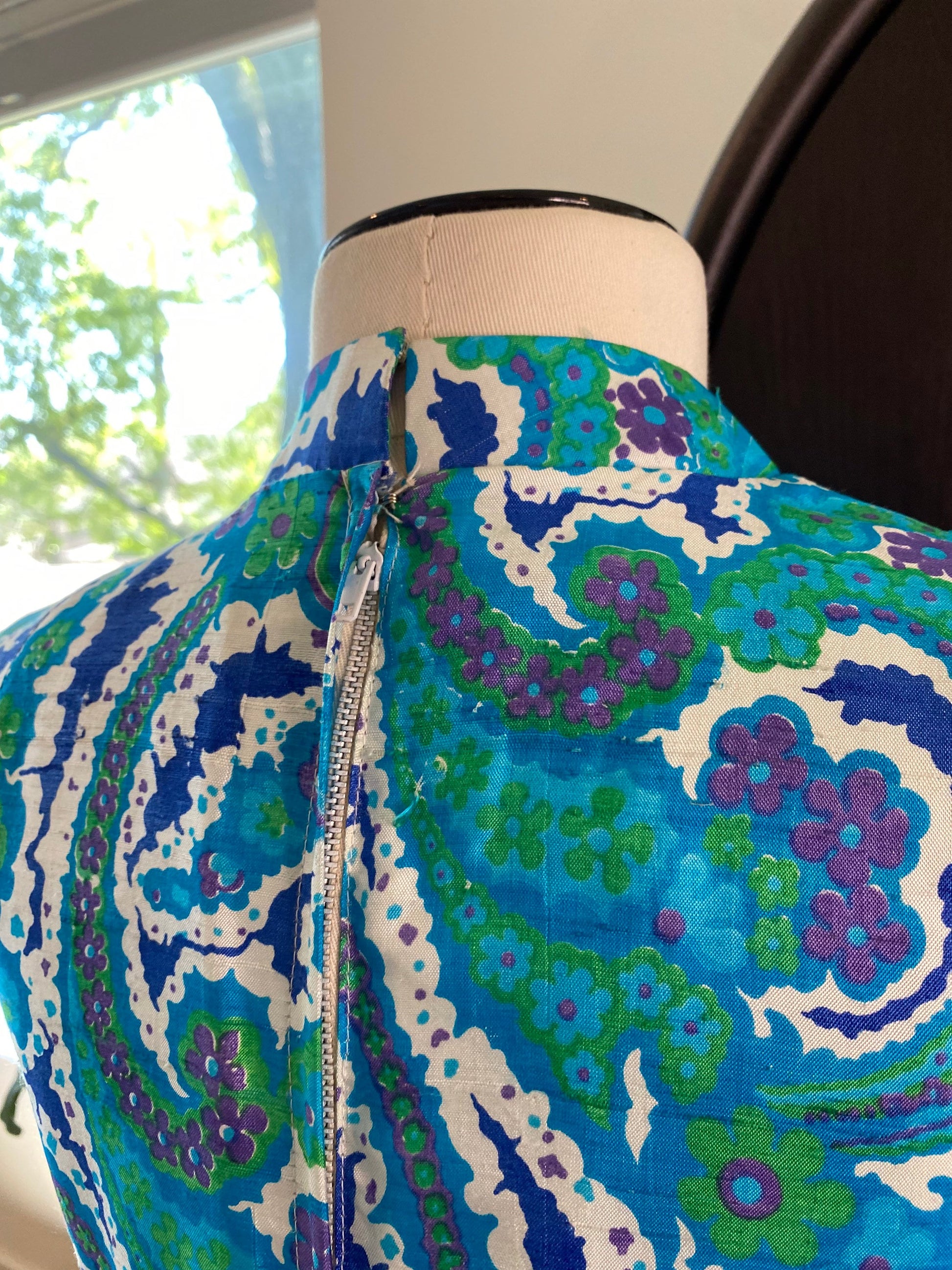 1960 Blue Paisley Sleeveless Thai Silk Caftan Maxi Hostess Dress Mandarin Collar