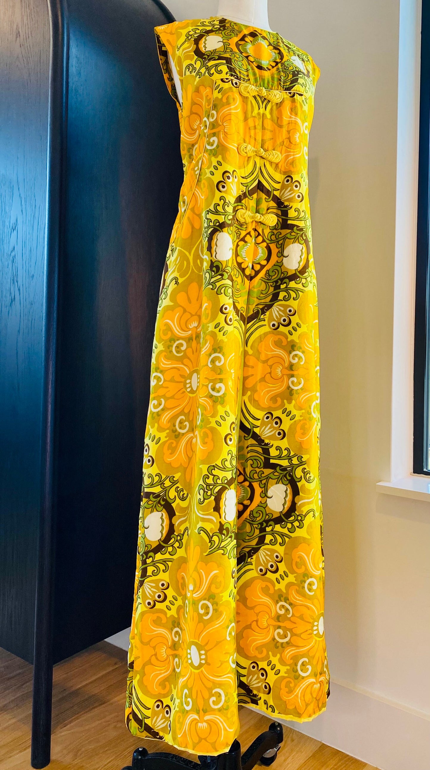 60s Psychedelic Chartreuse Thai Silk Hostess Dress Caftan Mandarin Collar