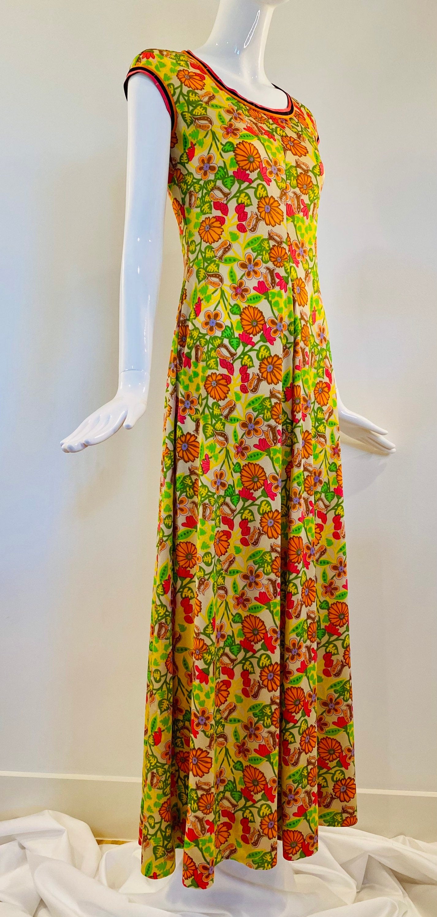 Late 60s Early 70s Anne FOGARTY Psychedelic Floral Jersey Maxi Dress