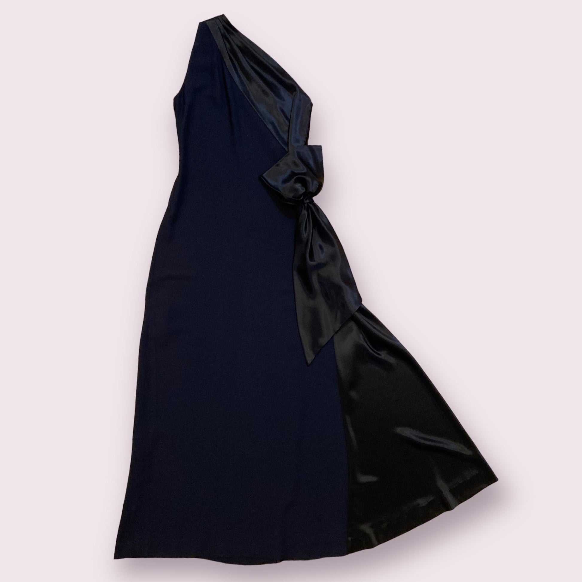 Late 70s Mollie Parnis Black One Shoulder Satin and Crepe Side Bow Big Sweep Gown Black Tie