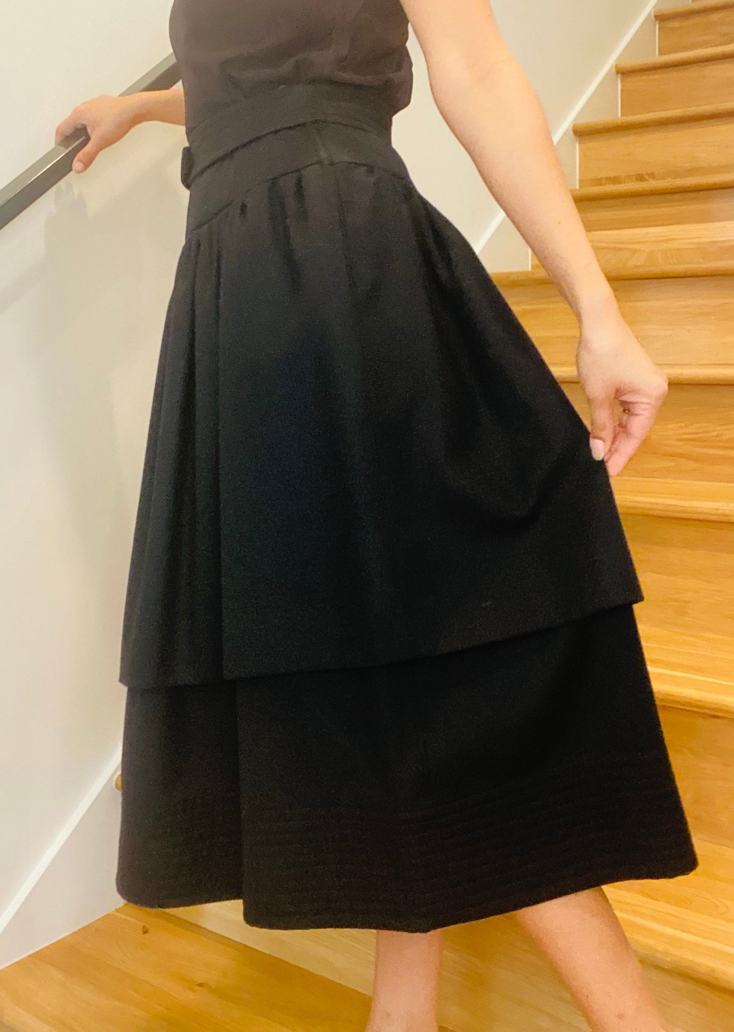 80s VALENTINO BOUTIQUE Black Wool Tiered Full Tea Length Skirt