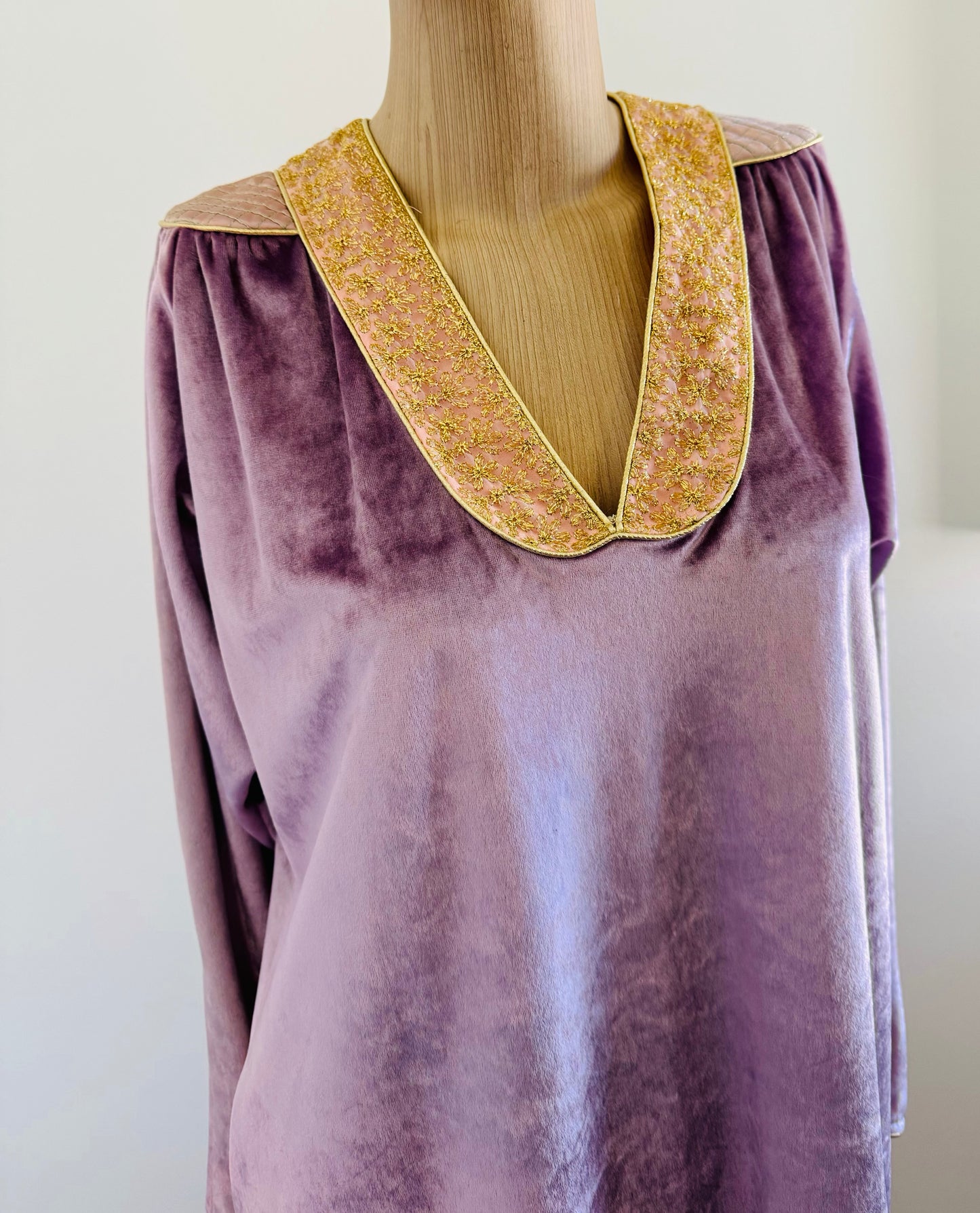 80's Bill Tice NWT Lilac Iridescent Velour Regal Caftan