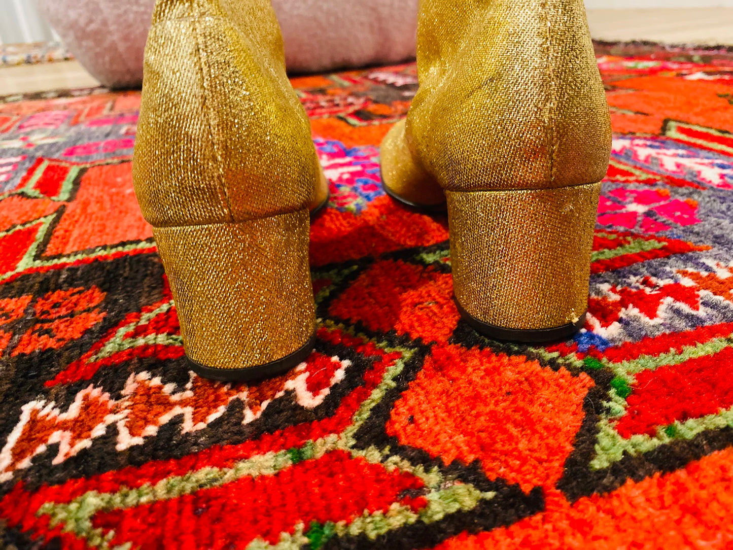 60s Gold Metallic Lurex  Stretchy Ankle Boots Size 9 2" Heel