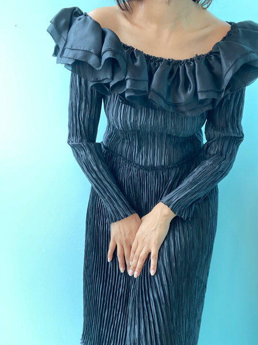 Early 80s Mary McFadden Couture Plisse Black Off The Shoulders Ruffled Organza Midi Dress