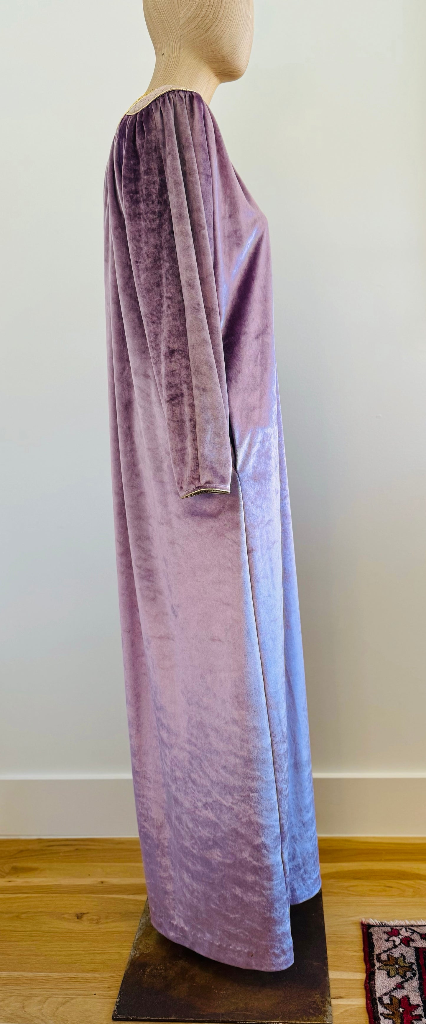 80's Bill Tice NWT Lilac Iridescent Velour Regal Caftan