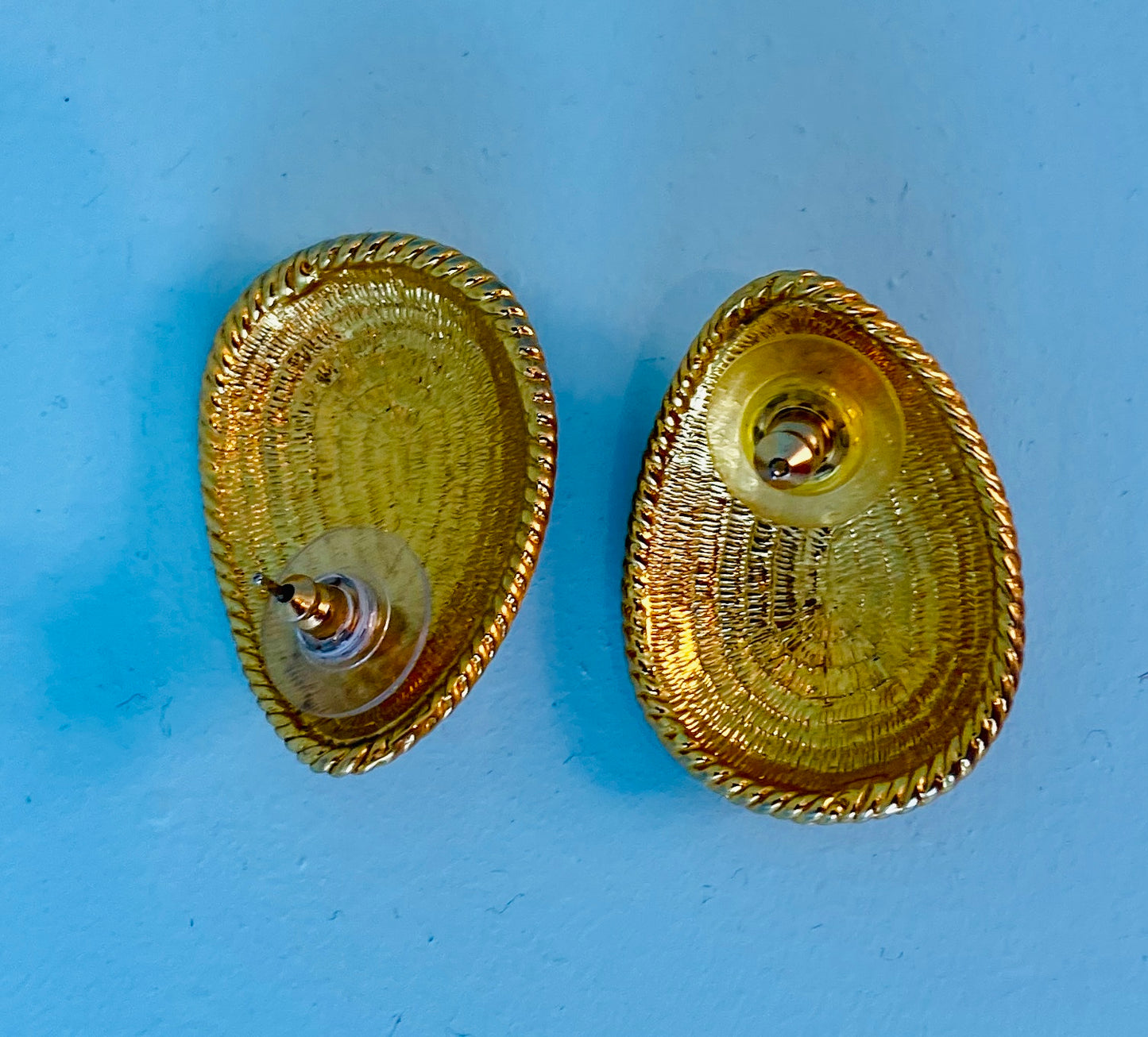 90s Cabochon Etruscan Revival Gilded Gold Plated Pierced Earrings