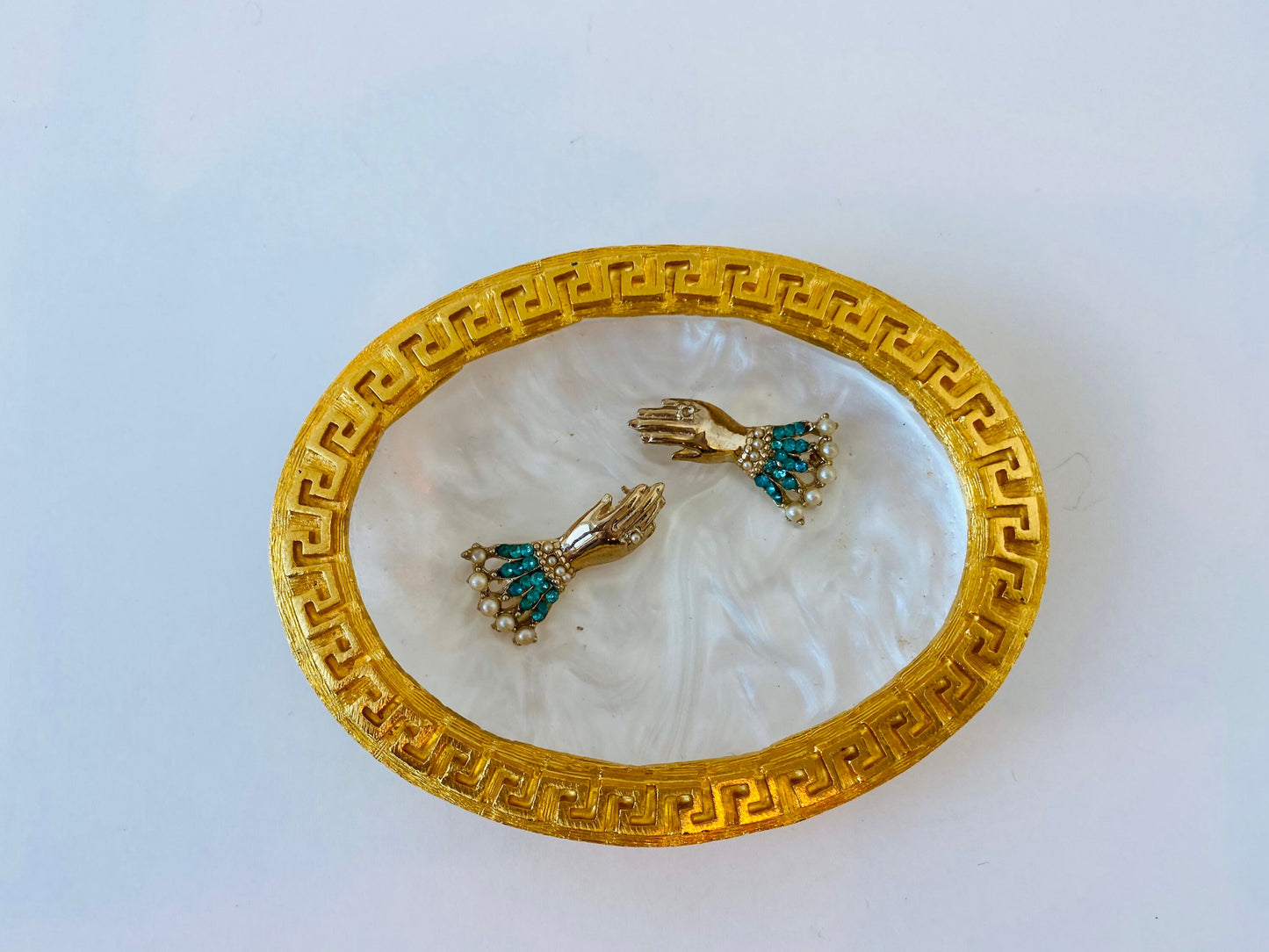 80s Rare Vintage Mother of Pearl Gold Plated Fancy Trinket Jewelry Dish