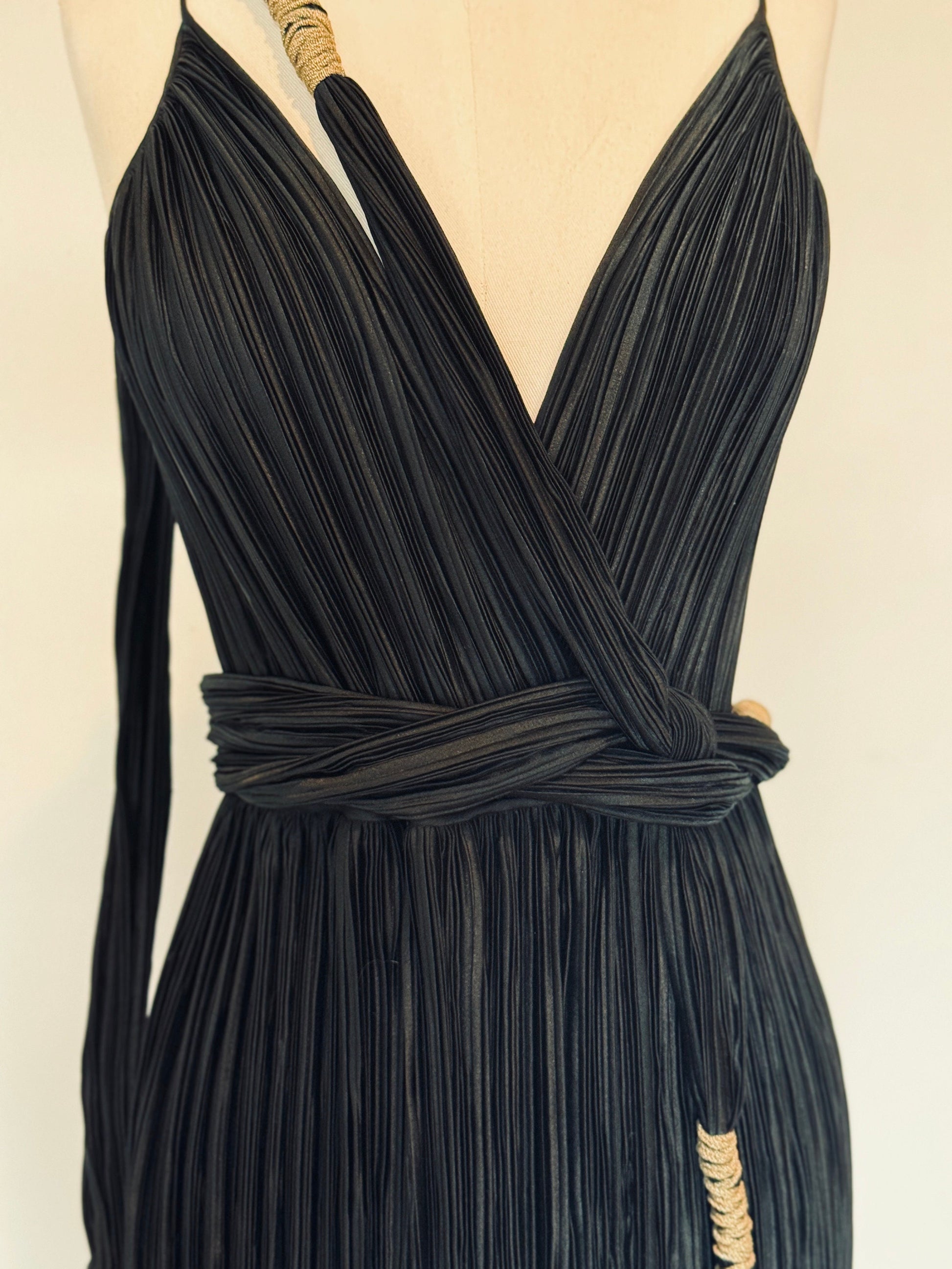 Mary McFadden Couture Black Marii Plisse Dress with Rope Belt Ensemble