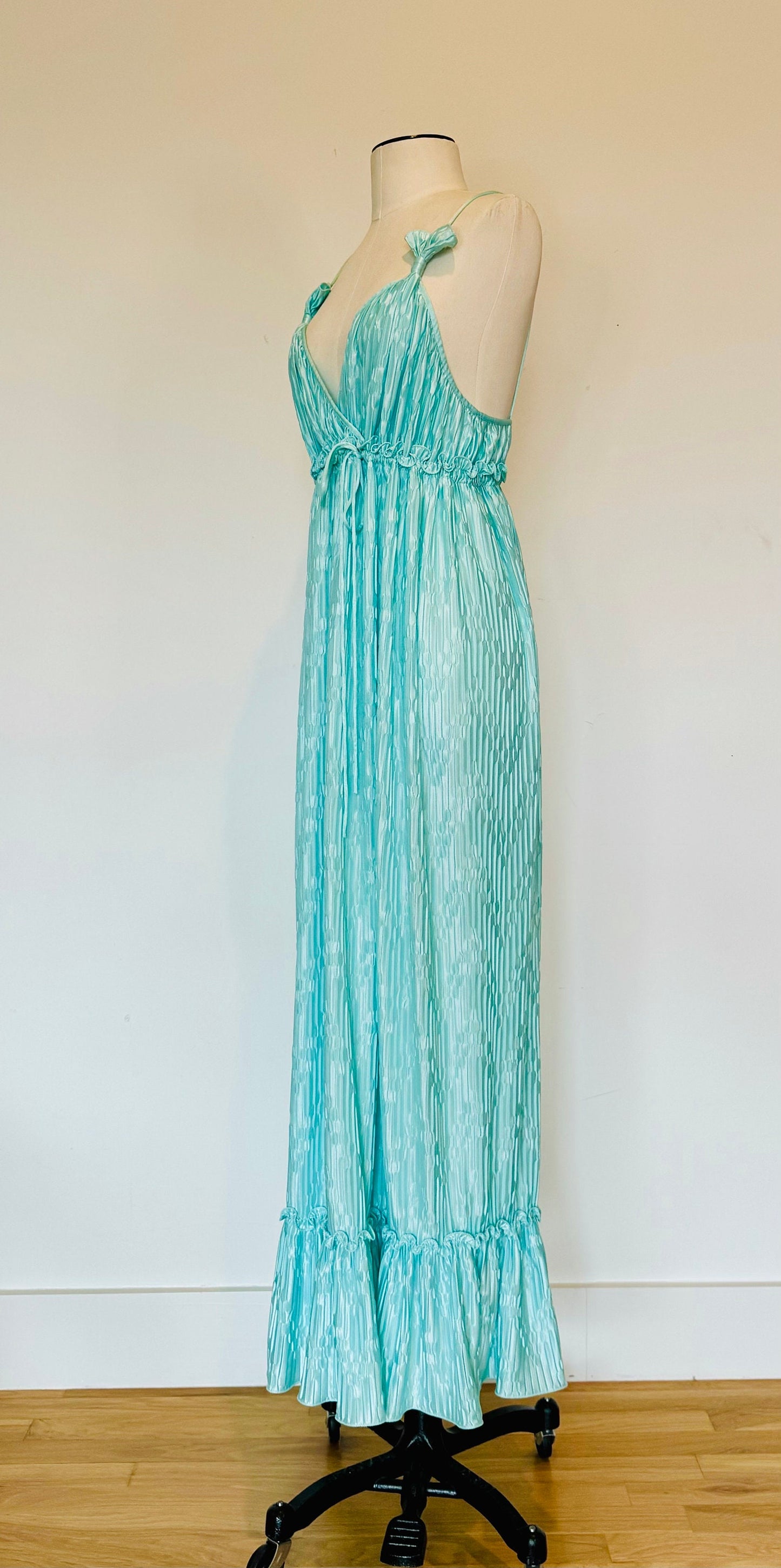 Mary McFadden Collection I Pleated Mint Green Slip Maxi Dress