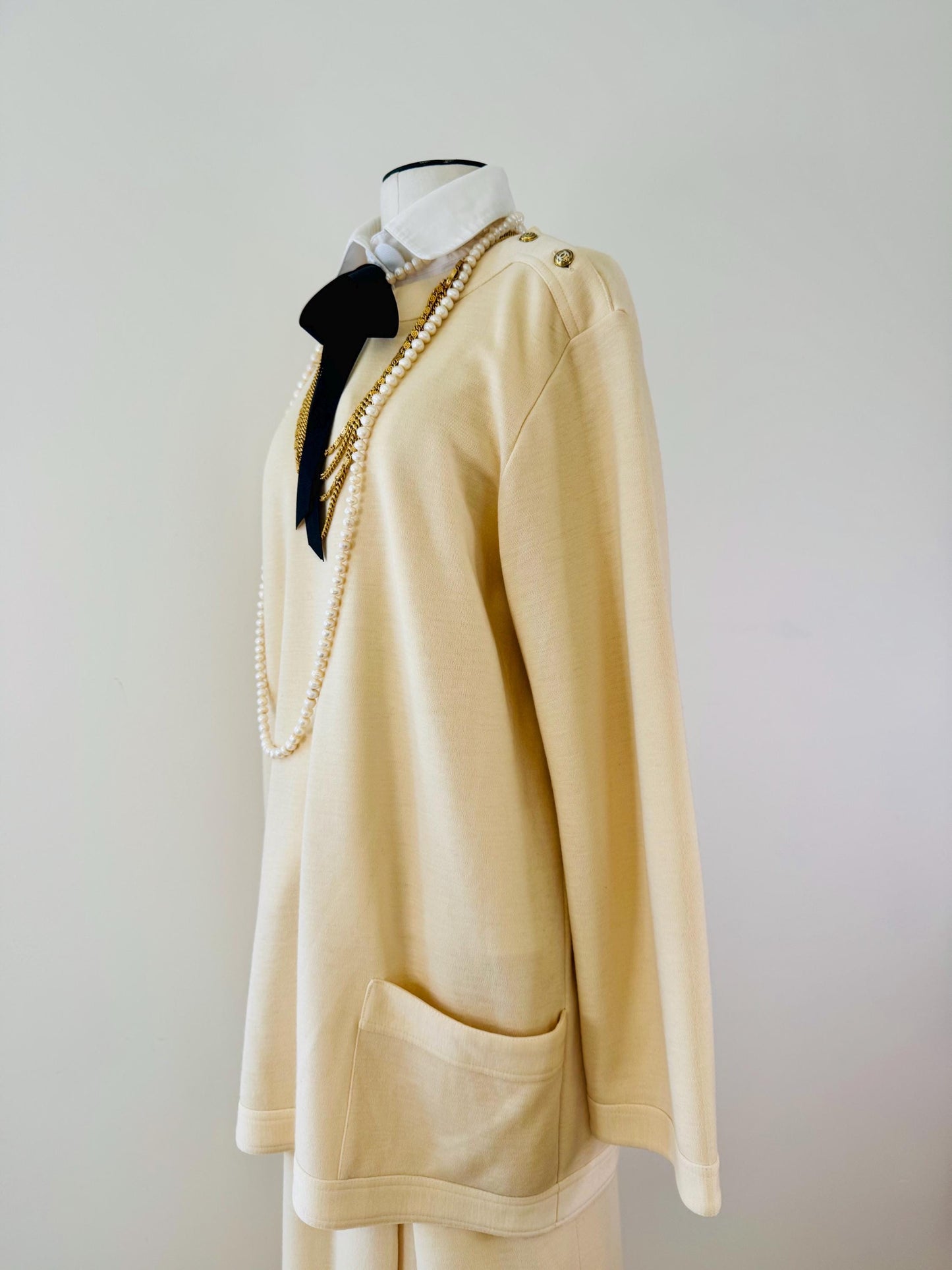 1984 CHANEL Runway logo Button Ivory Wool Skirt Ensemble