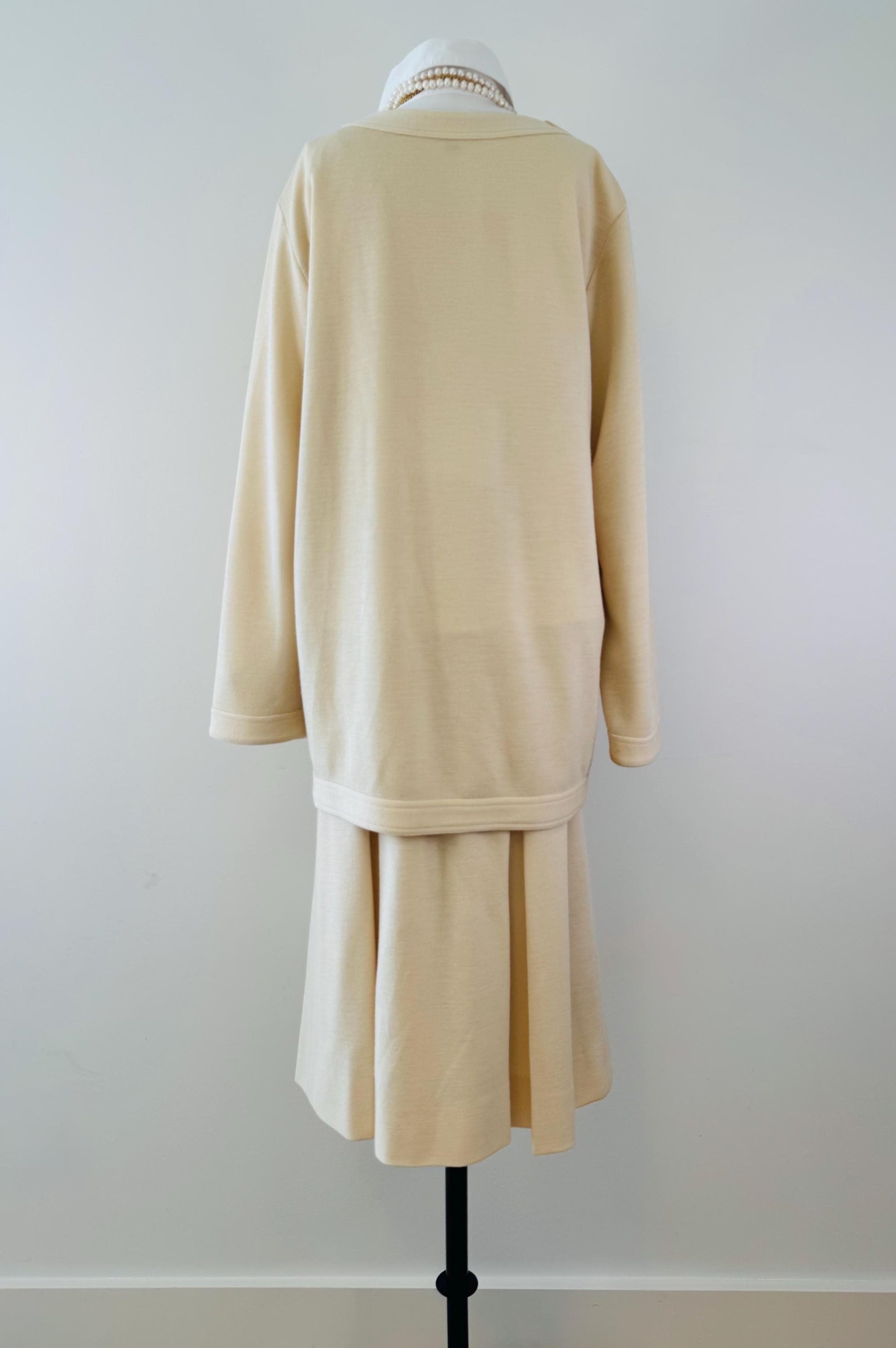 1984 CHANEL Runway logo Button Ivory Wool Skirt Ensemble
