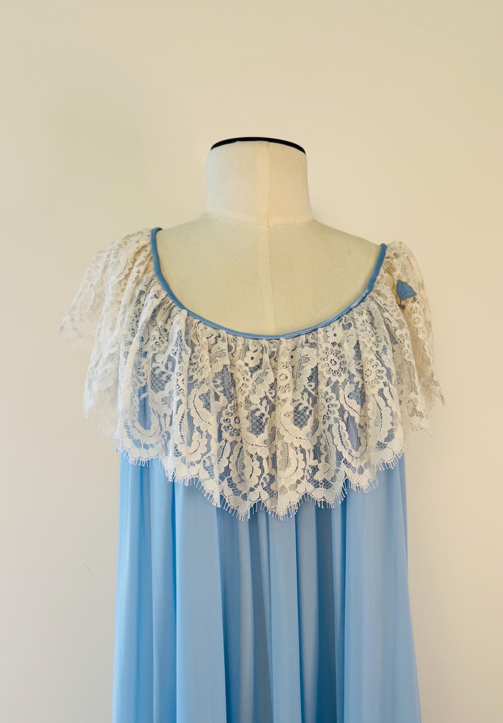 70s Lucie Ann Blue Nylon and Lace Sweeping Negligee