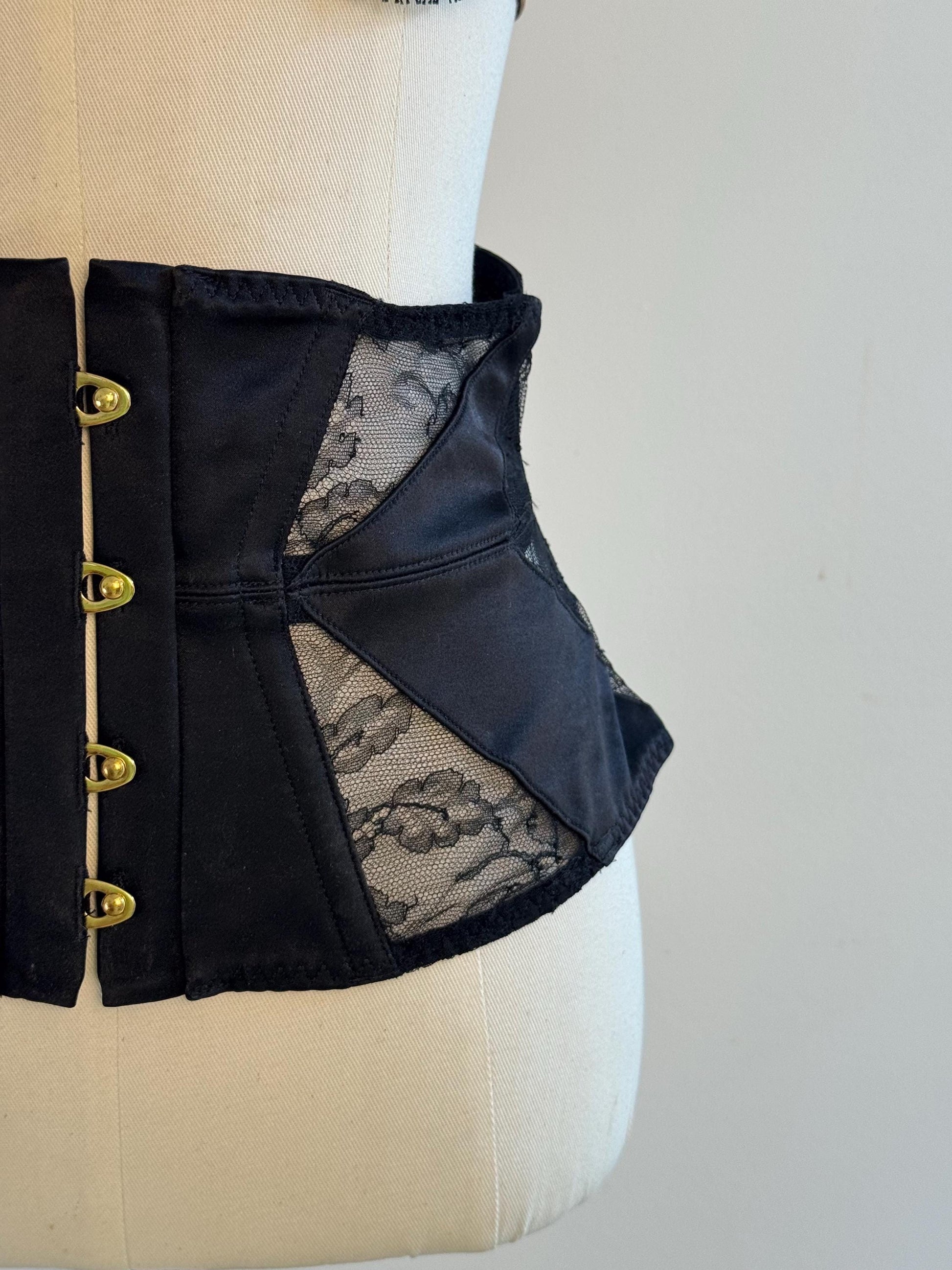 Agent Provocateur Silk Lace Boned Waist Waspie Corset