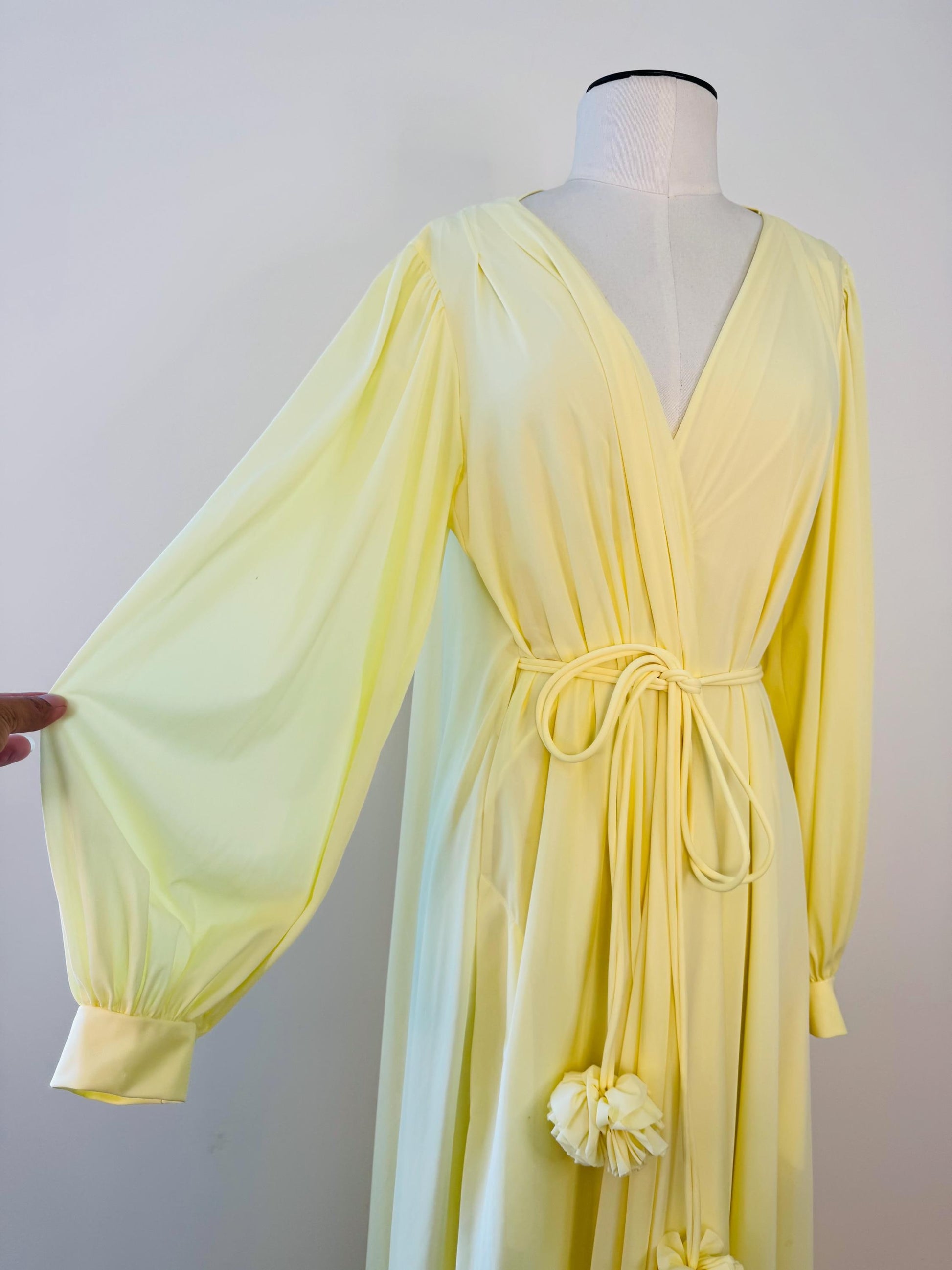 60s Lucie Ann Yellow Sweeping Pom Pom Peignoir Set