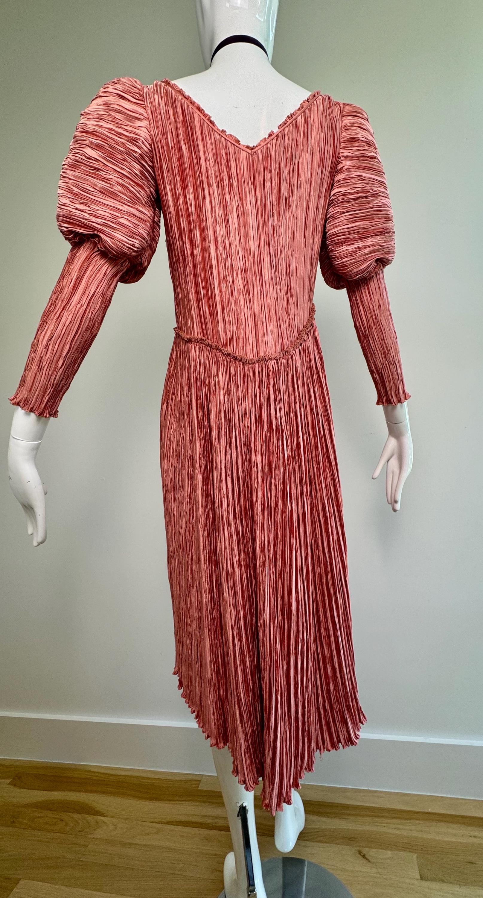 1970s Mary McFadden Couture Plisse Pink Juliet Sleeves Dress