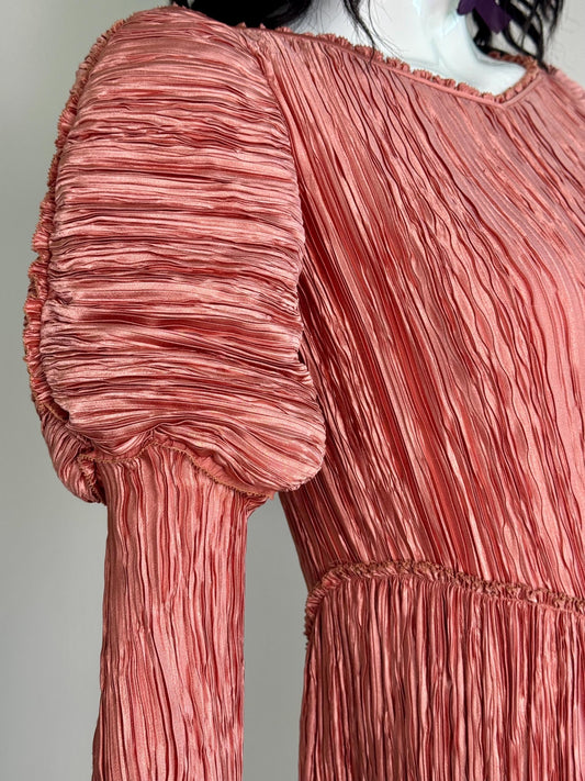 1970s Mary McFadden Couture Plisse Pink Juliet Sleeves Dress