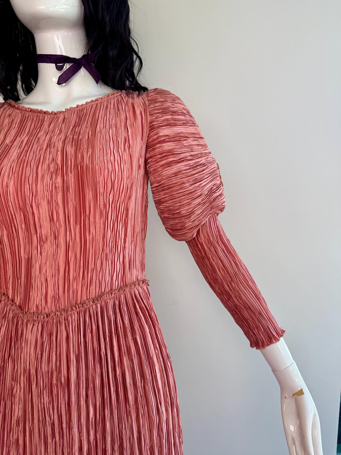 1970s Mary McFadden Couture Plisse Pink Juliet Sleeves Dress