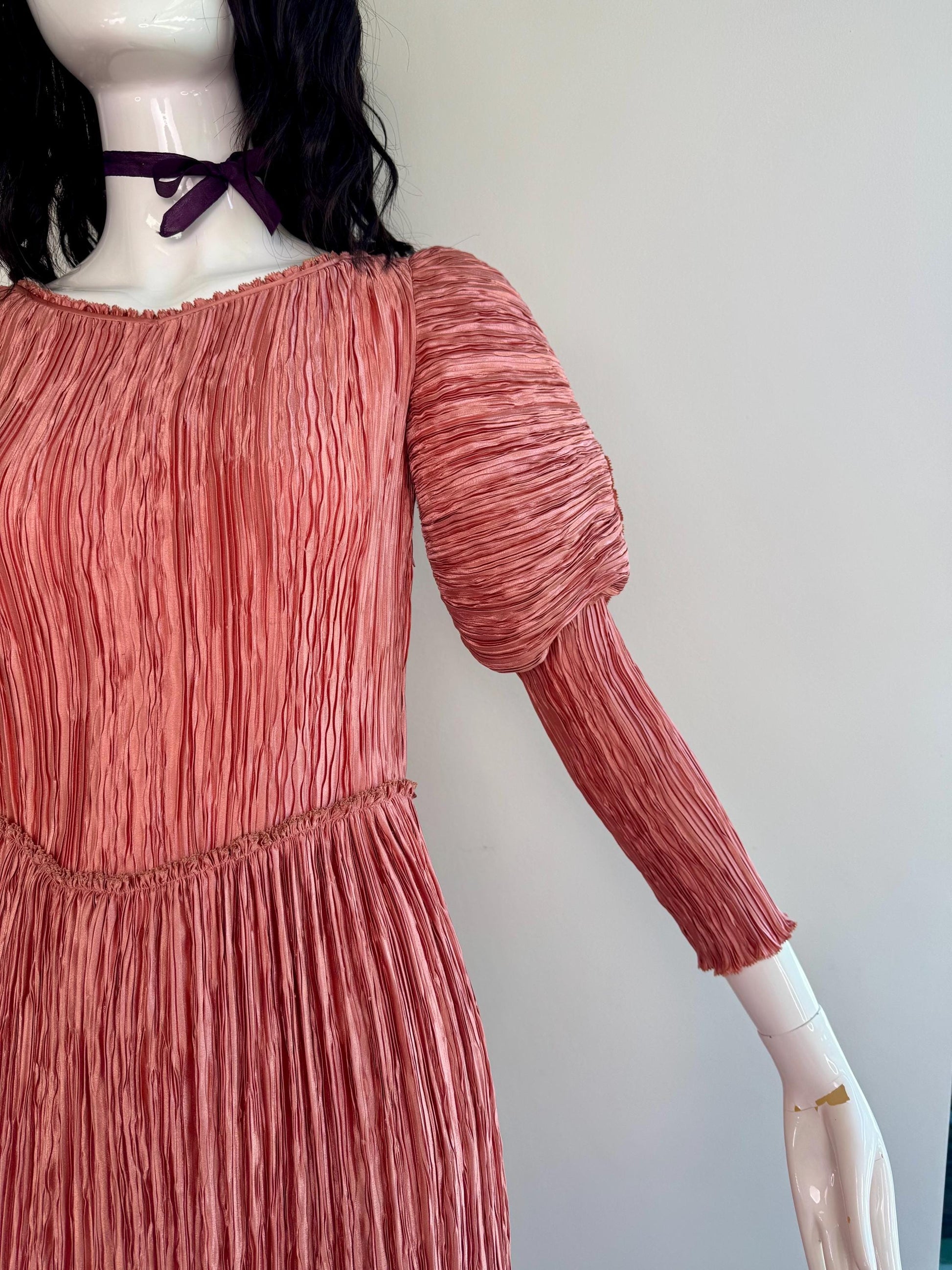 1970s Mary McFadden Couture Plisse Pink Juliet Sleeves Dress