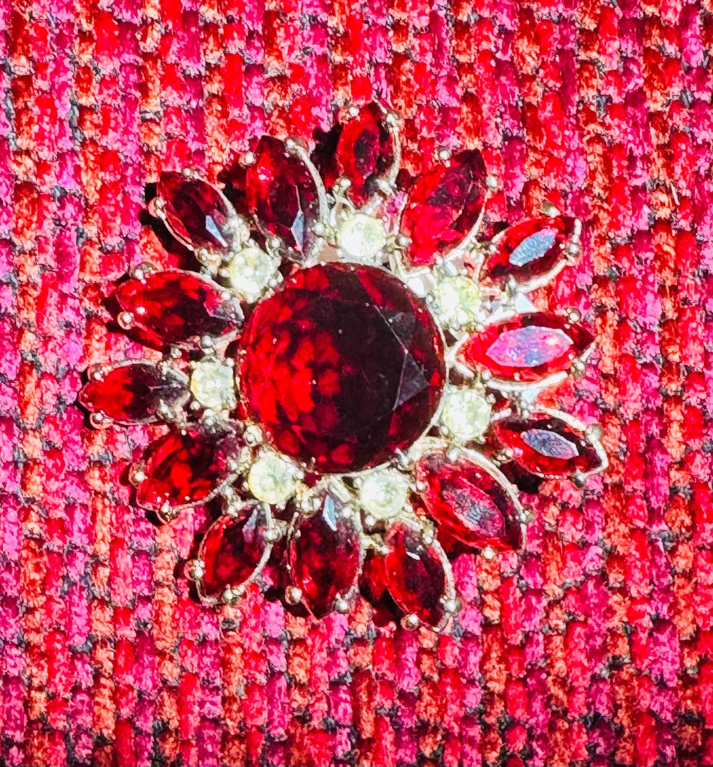Vintage MONET Red faceted Glass Regal Brooch