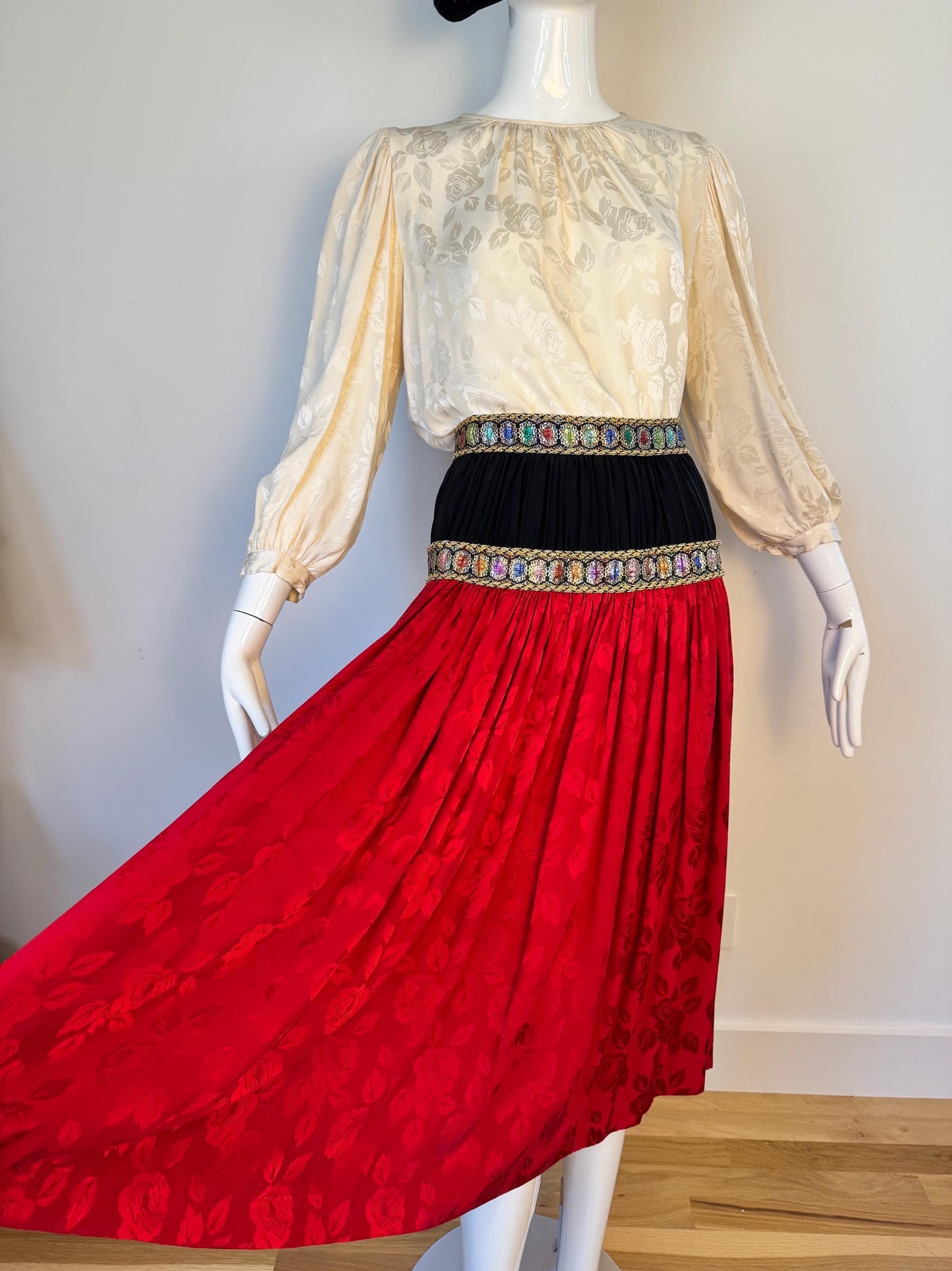 Vintage Miss O by Oscar De La Renta Silk Skirt and Blouse Set